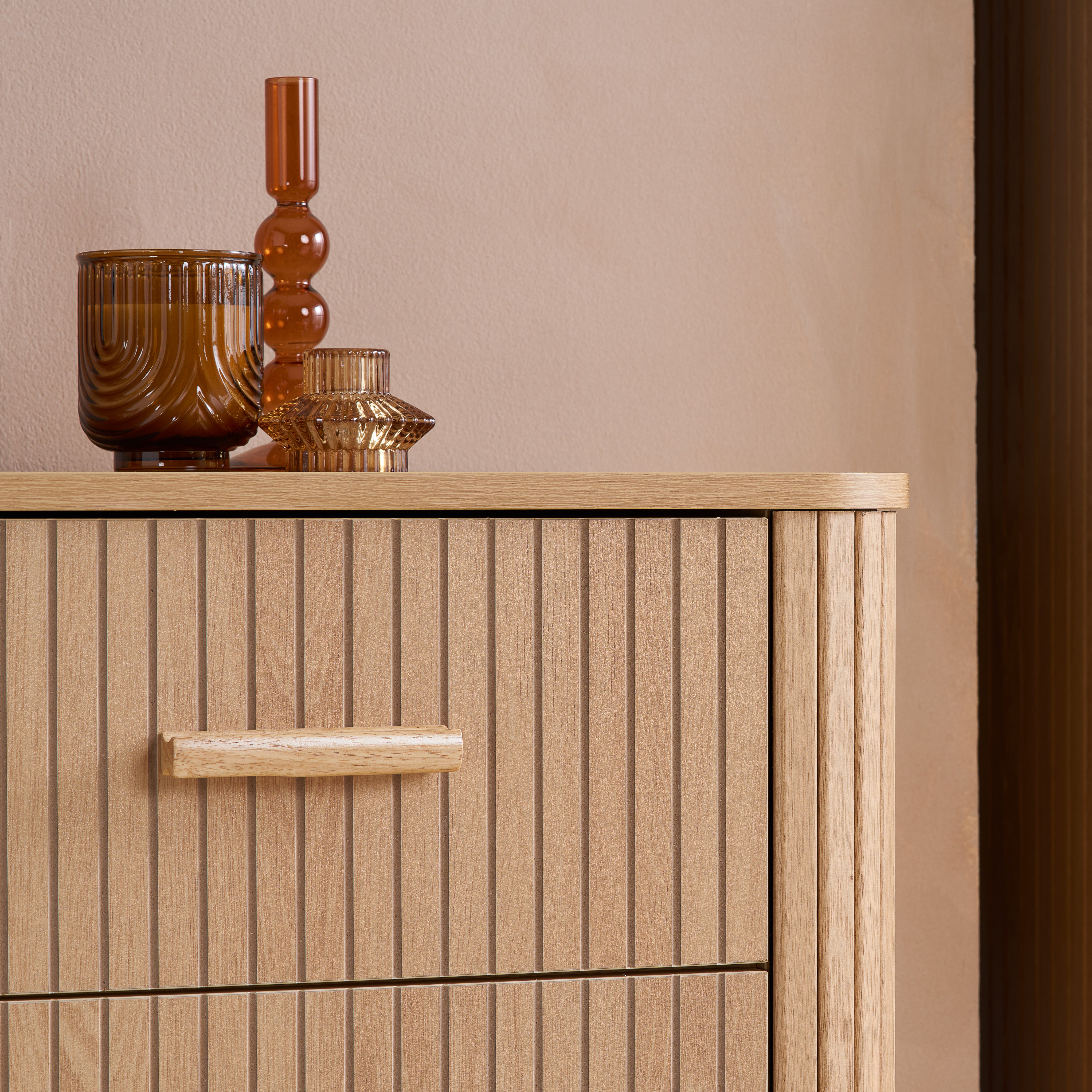 #Colour:Oak