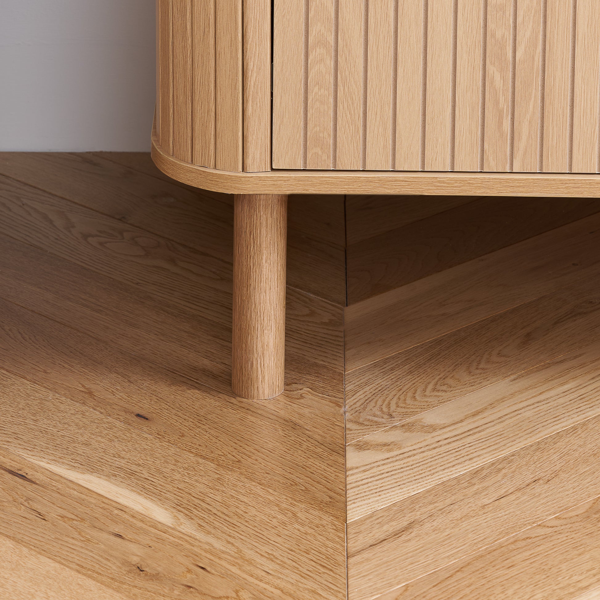 #Colour:Oak