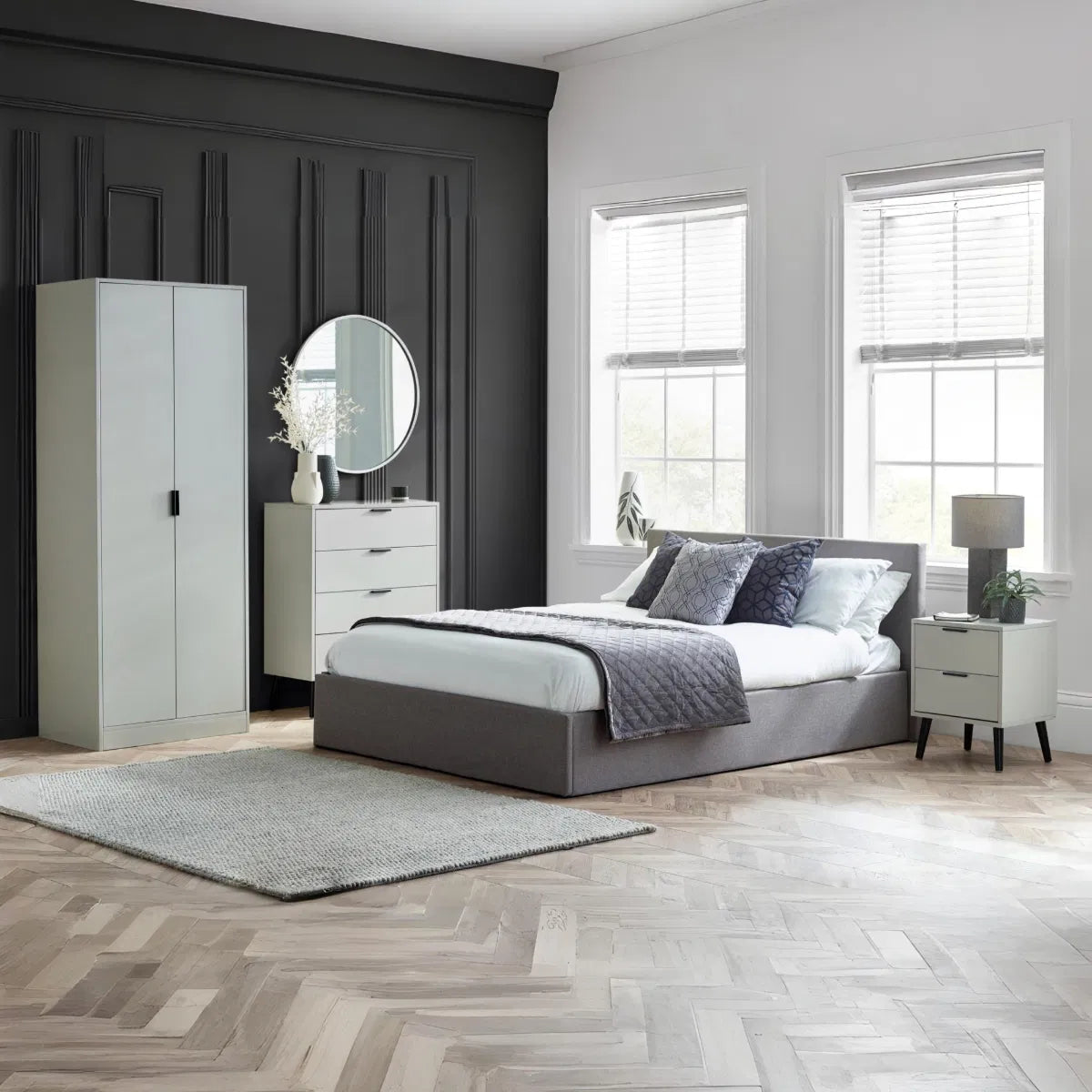 #Colour:Silk Grey
