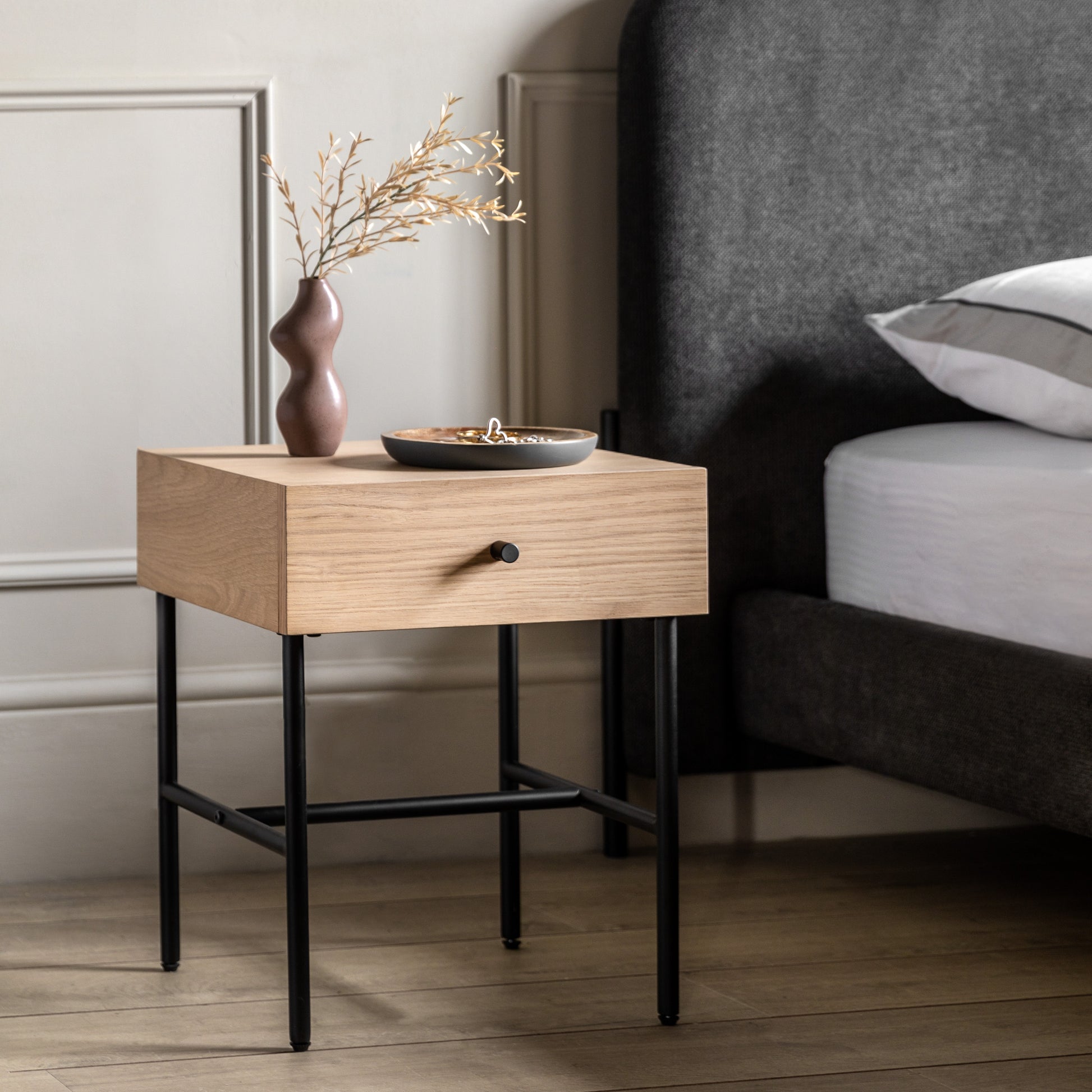 #Colour:Oak