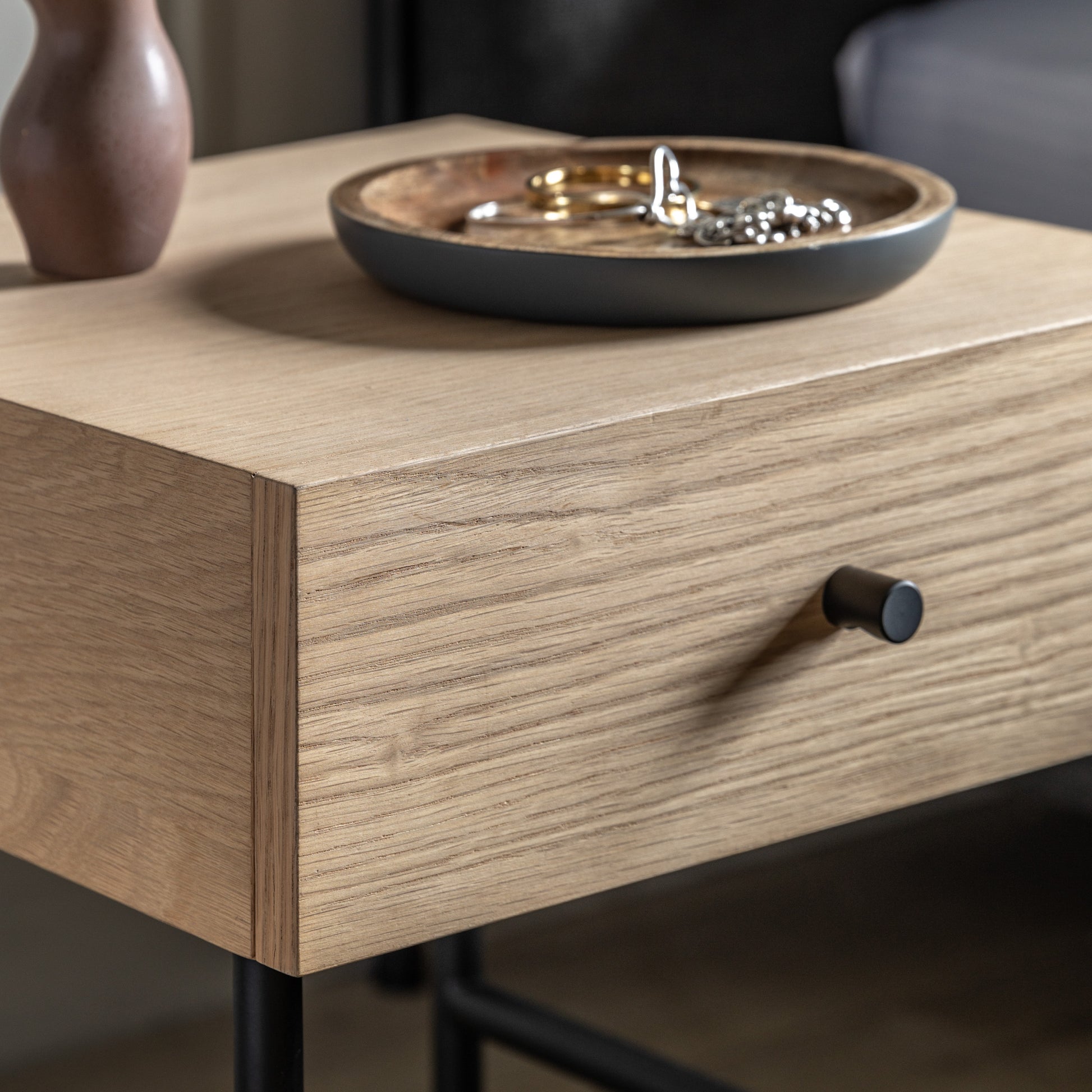 #Colour:Oak
