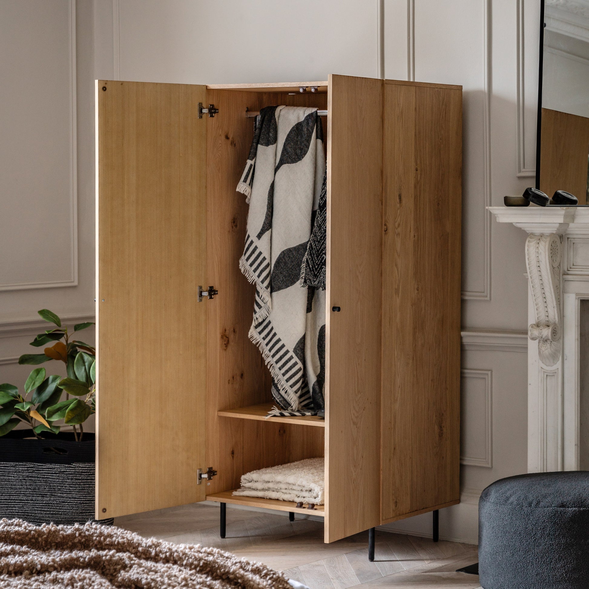 #Colour:Oak