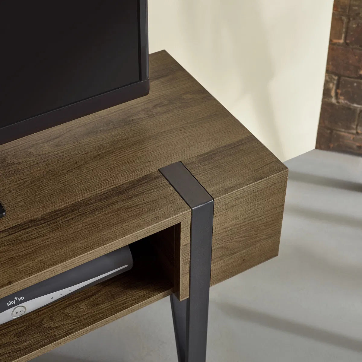#Colour:Rustic Wood