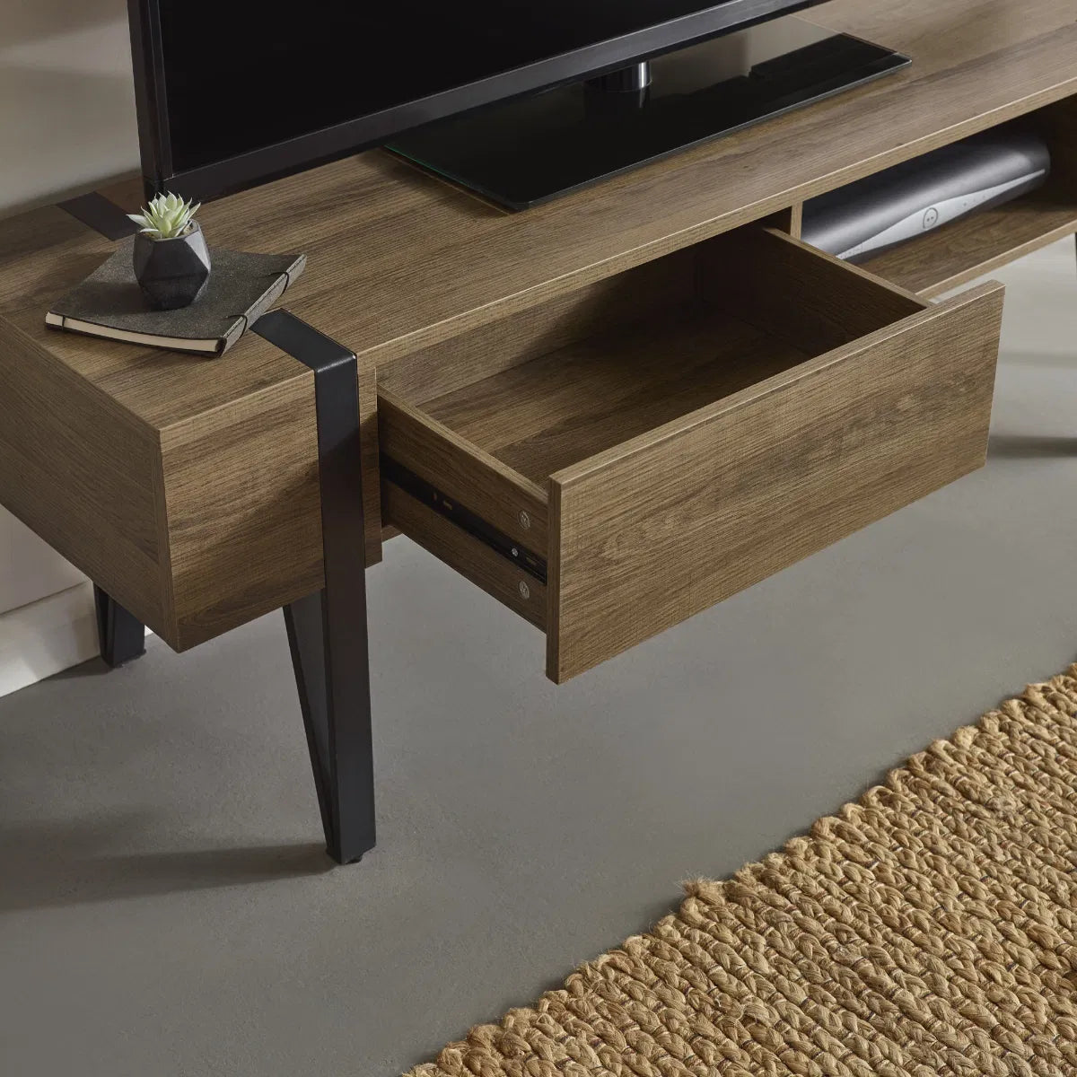 #Colour:Rustic Wood