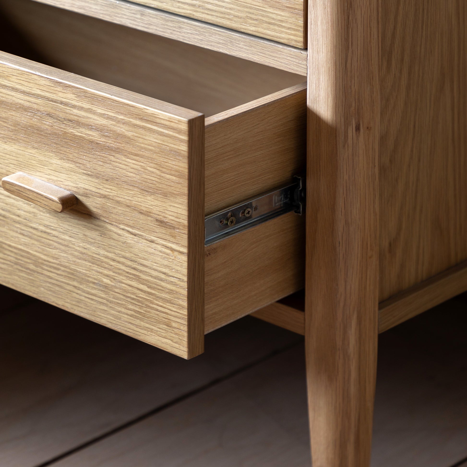 #Colour:Oak