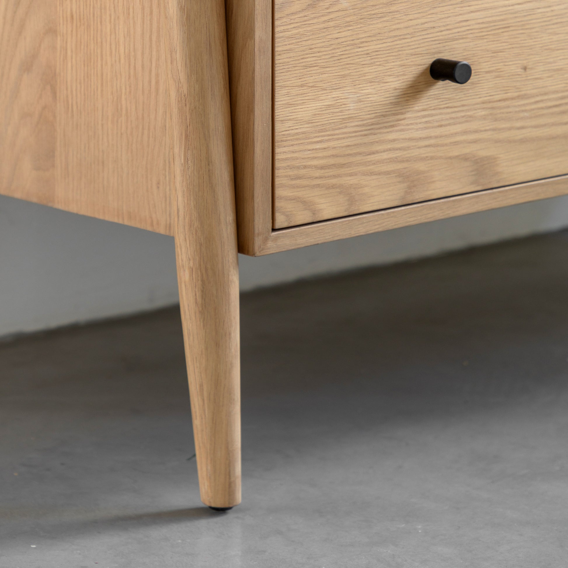 #Colour:Oak