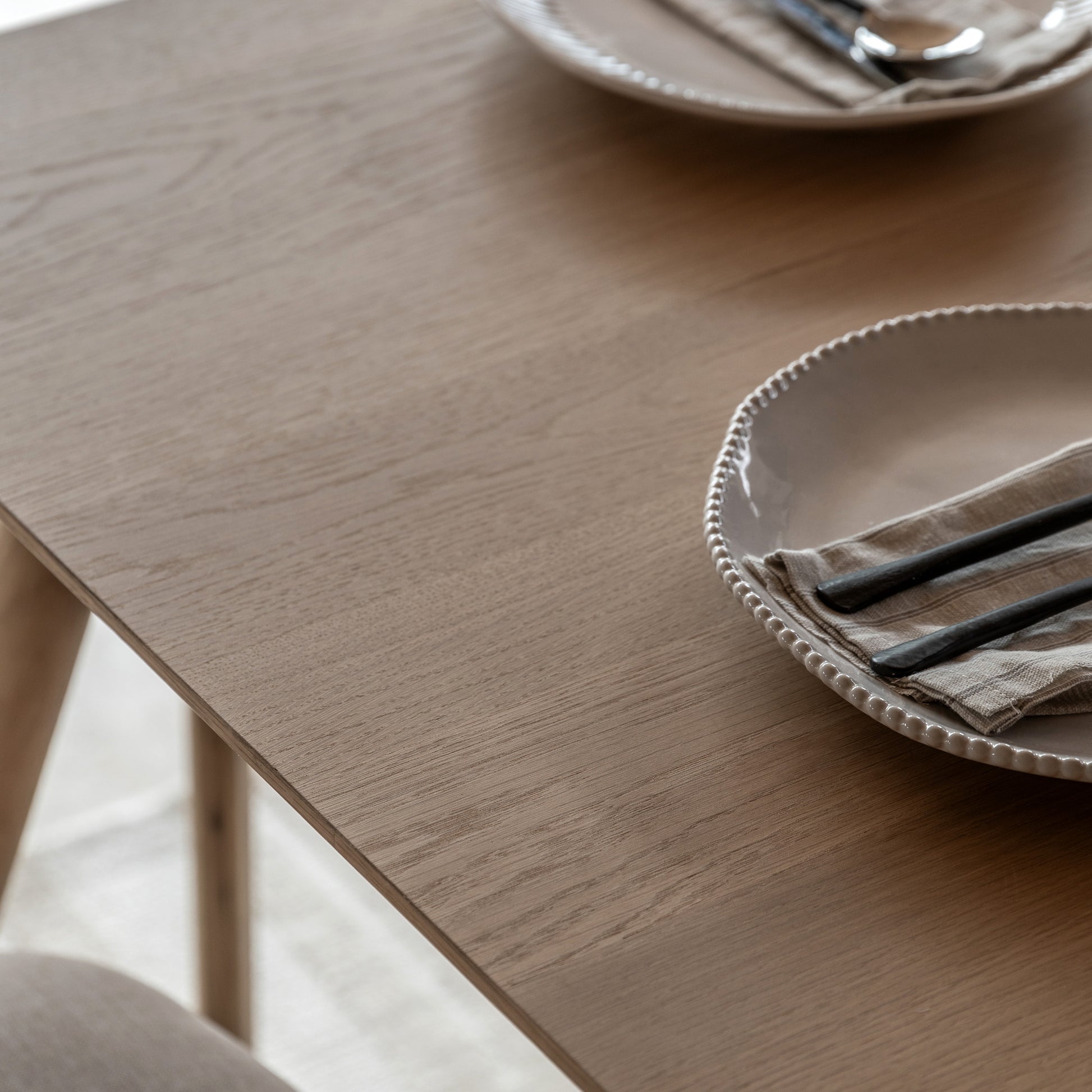 #Size:Large Colour:Oak