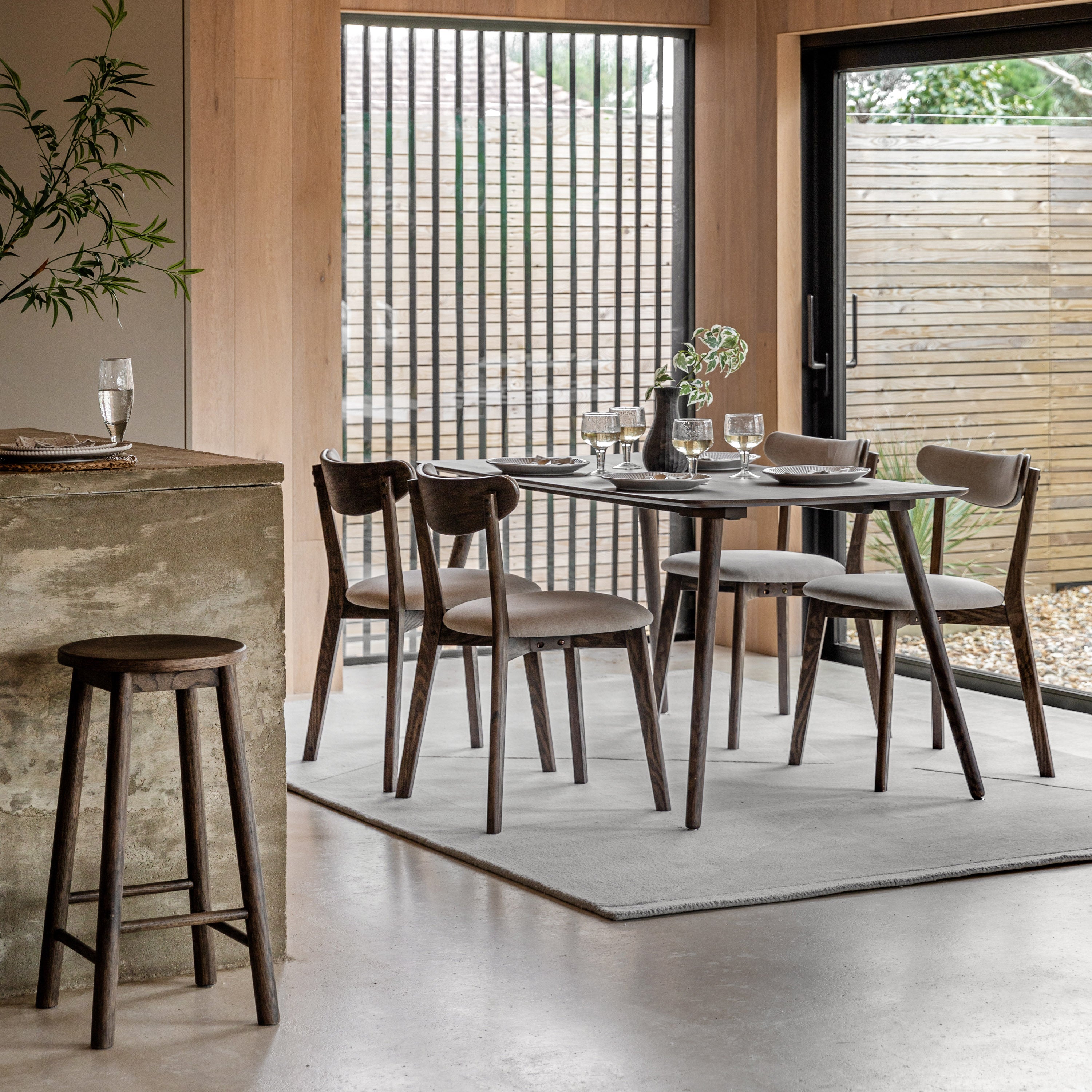 #Size:Large Colour:Smoked Oak
