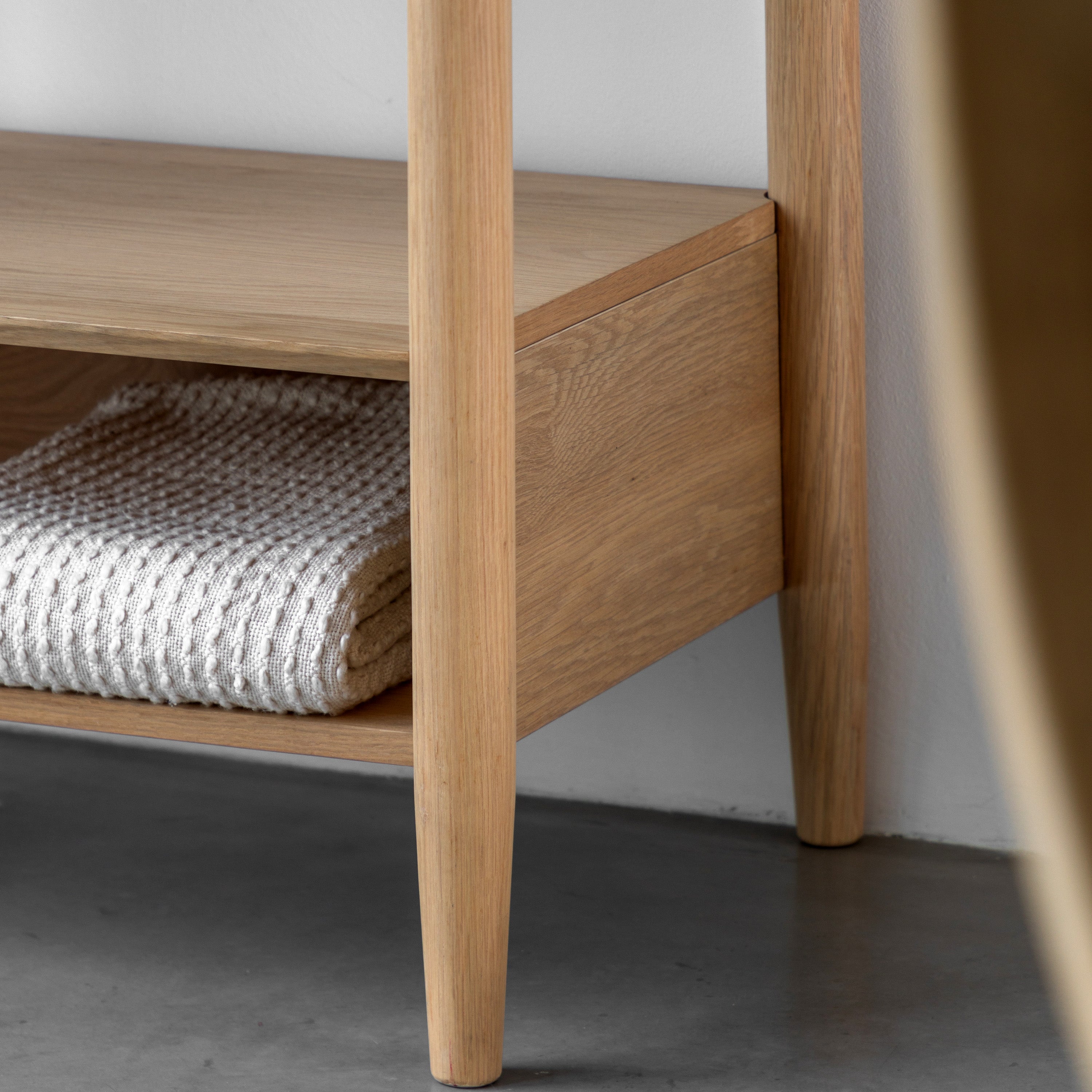 #Colour:Oak