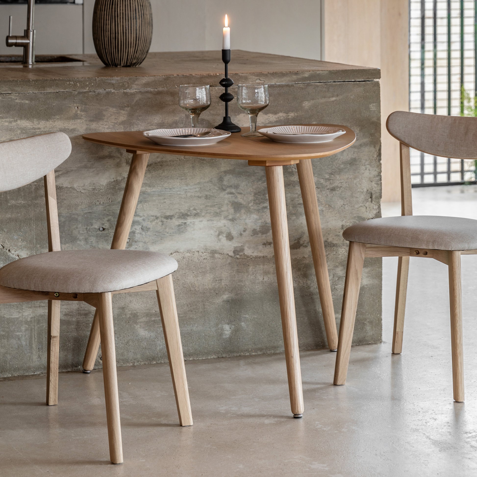 #Size:Small Colour:Oak