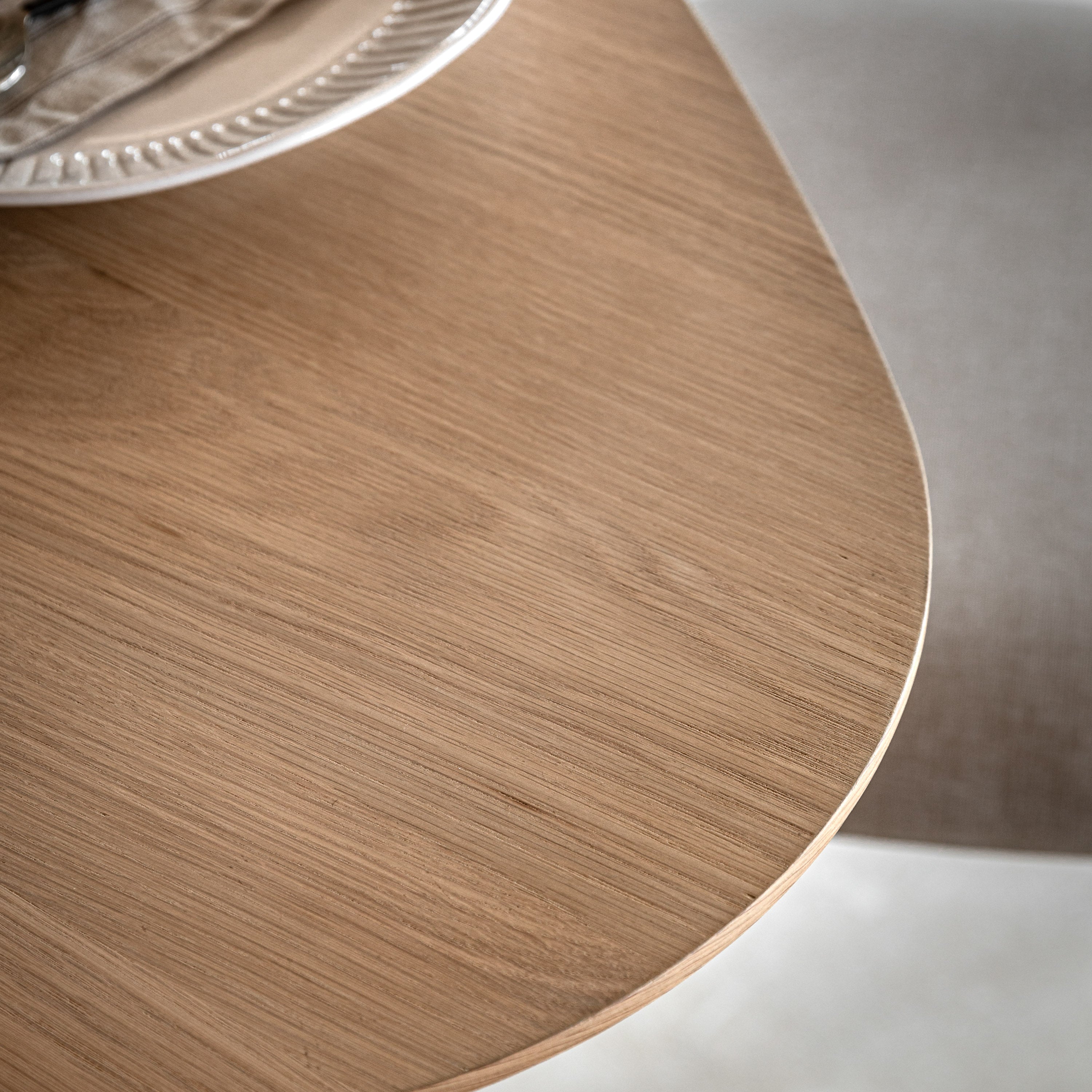 #Size:Small Colour:Oak