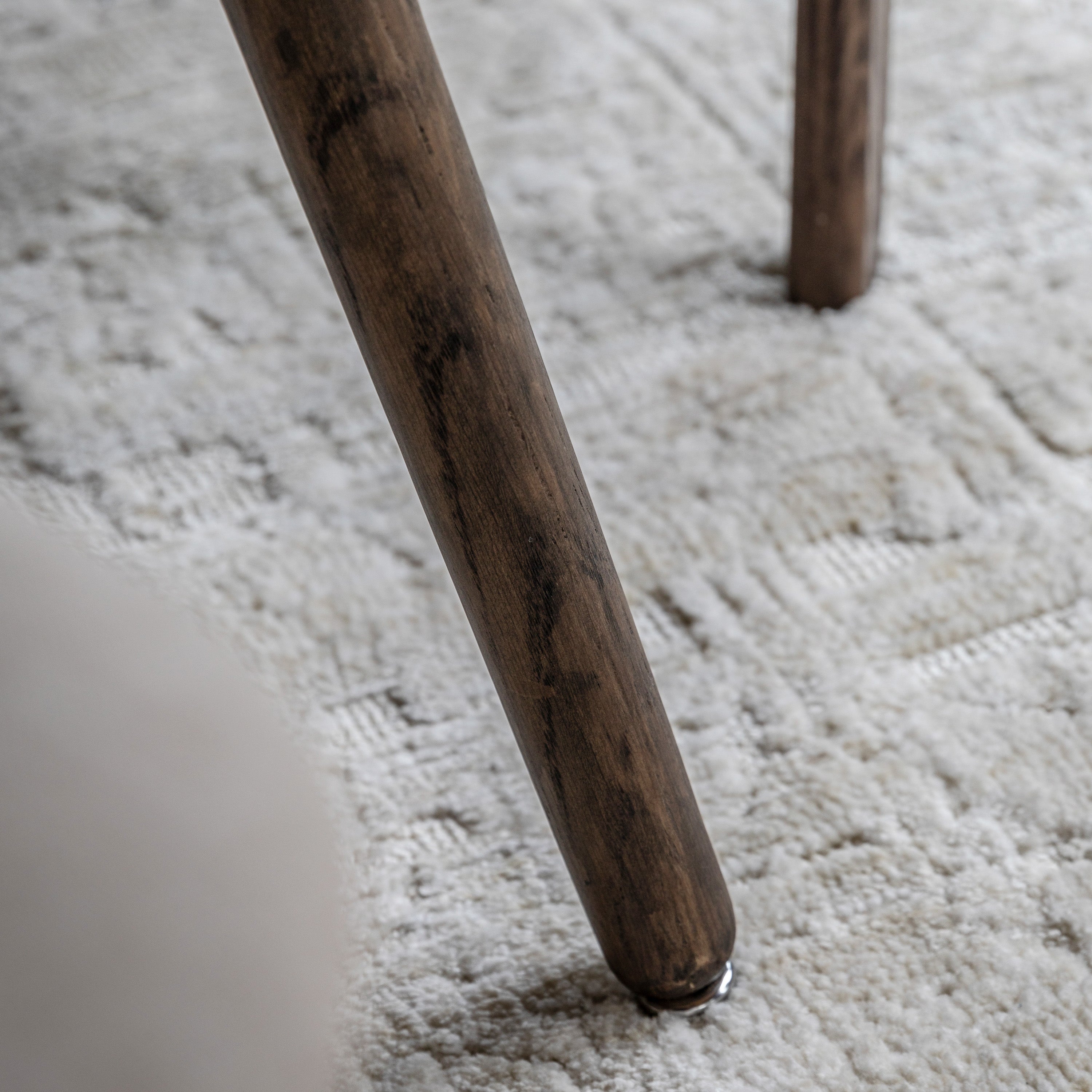 #Size:Square Colour:Smoked Oak