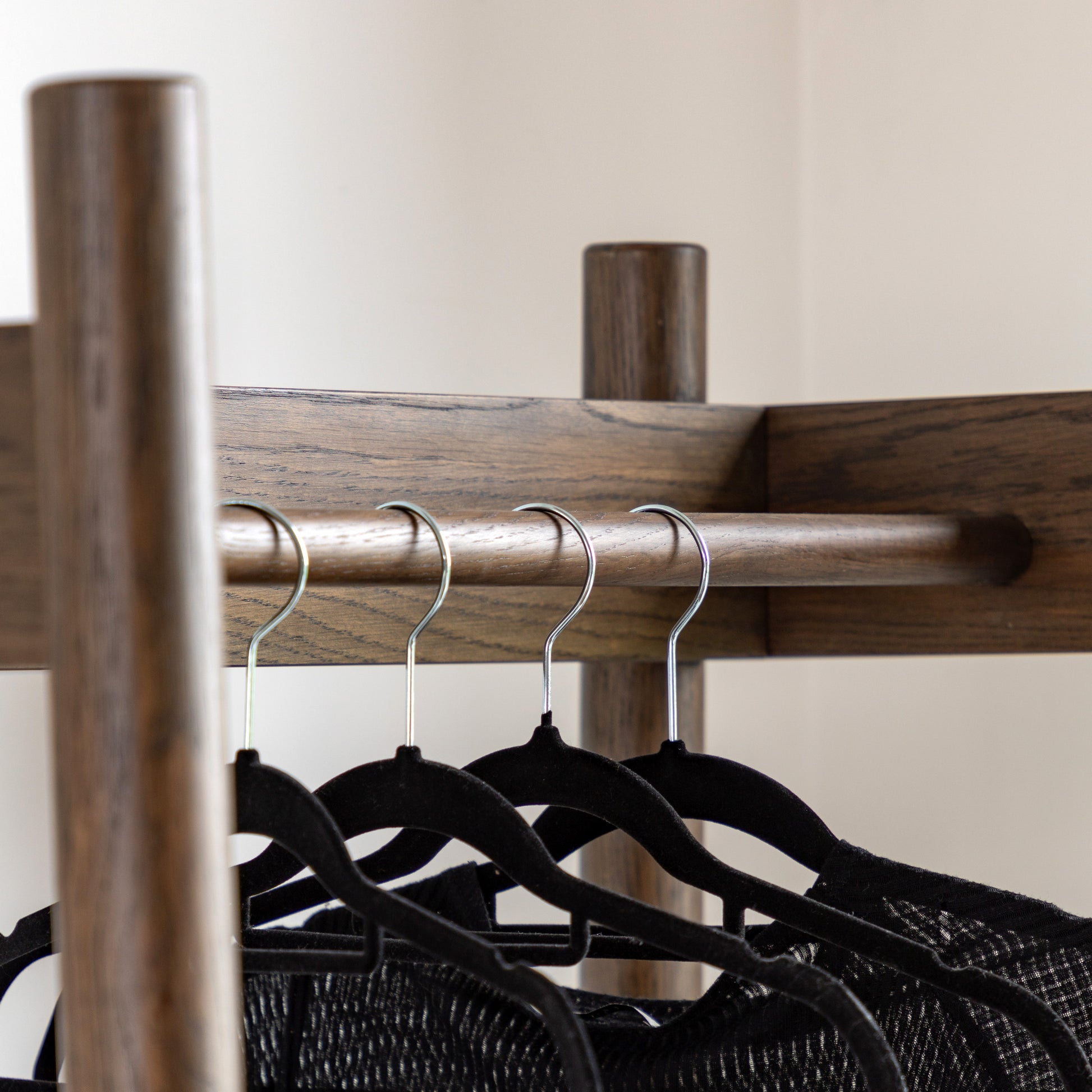 #Colour:Smoked Oak
