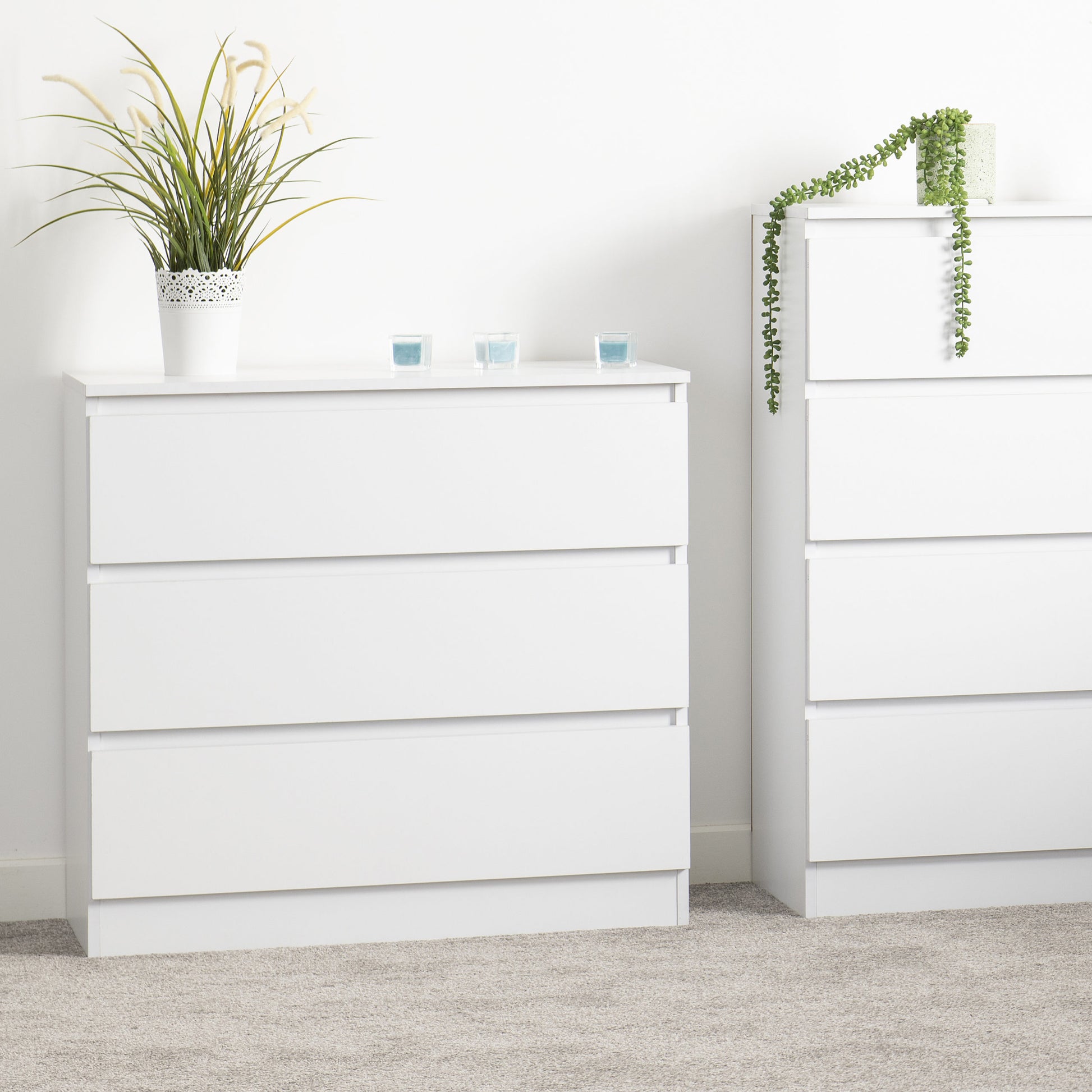 #Colour:White