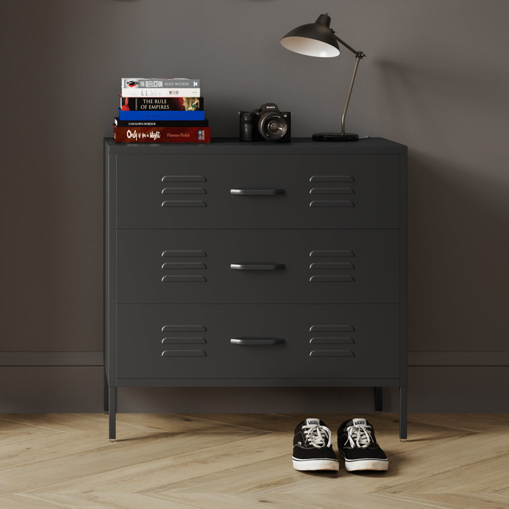 #Colour:Black
