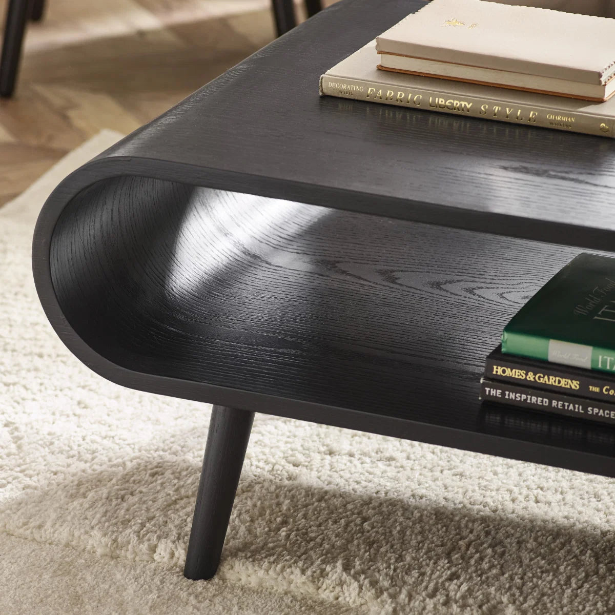 #Colour:Black Oak