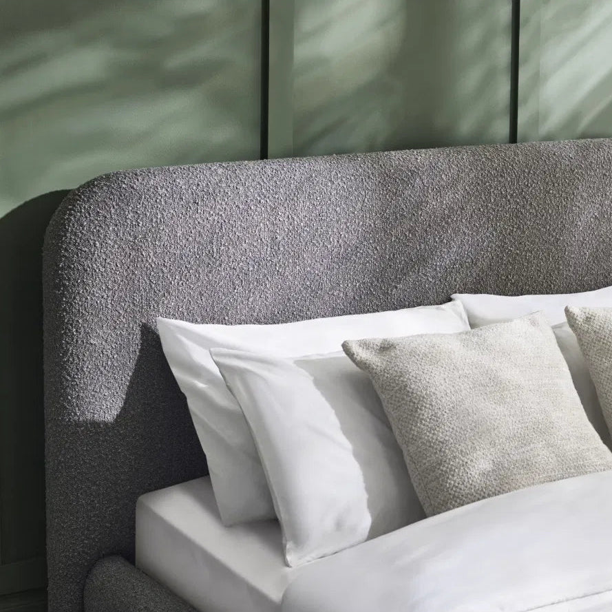 #Colour:Grey