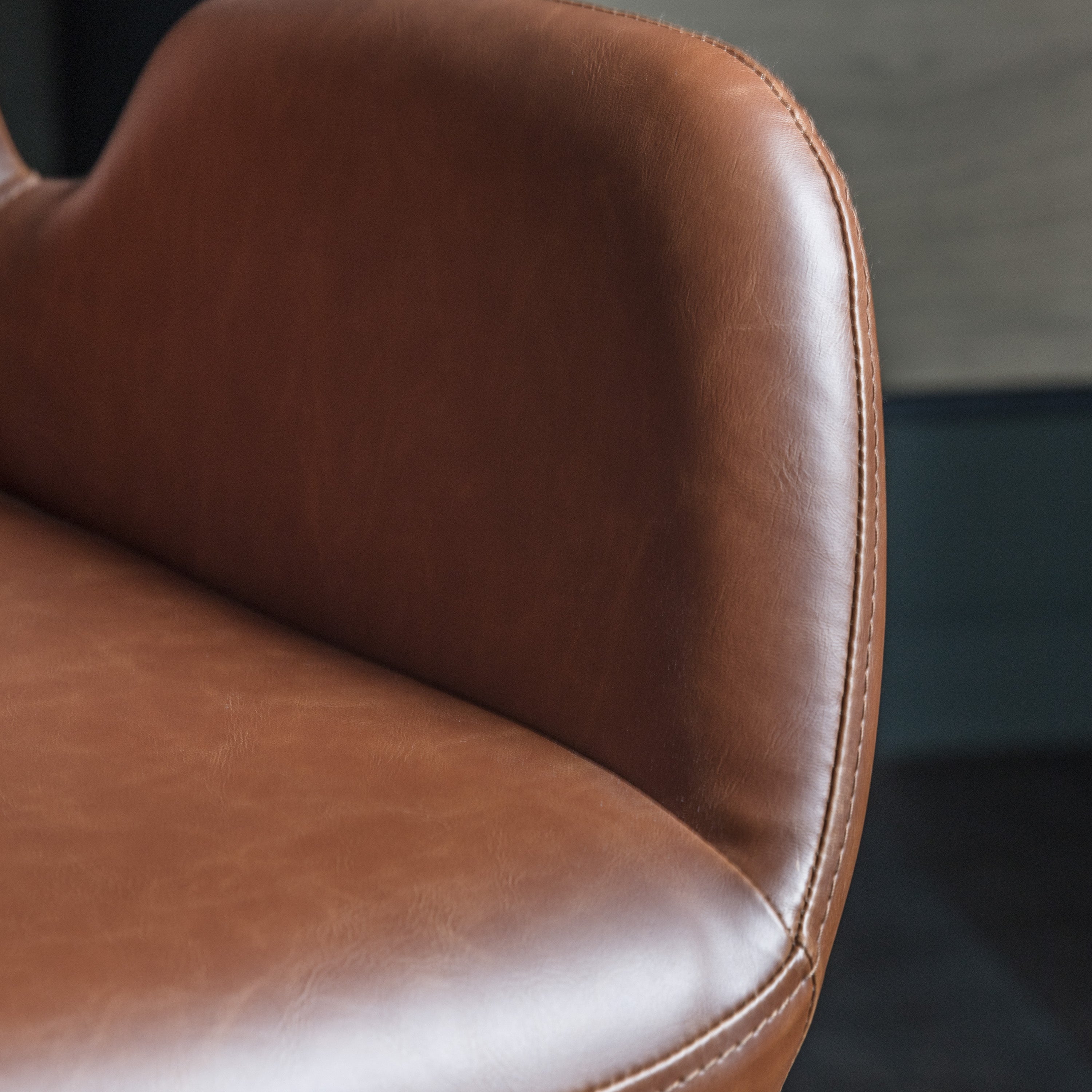 #Colour:Brown Faux Leather