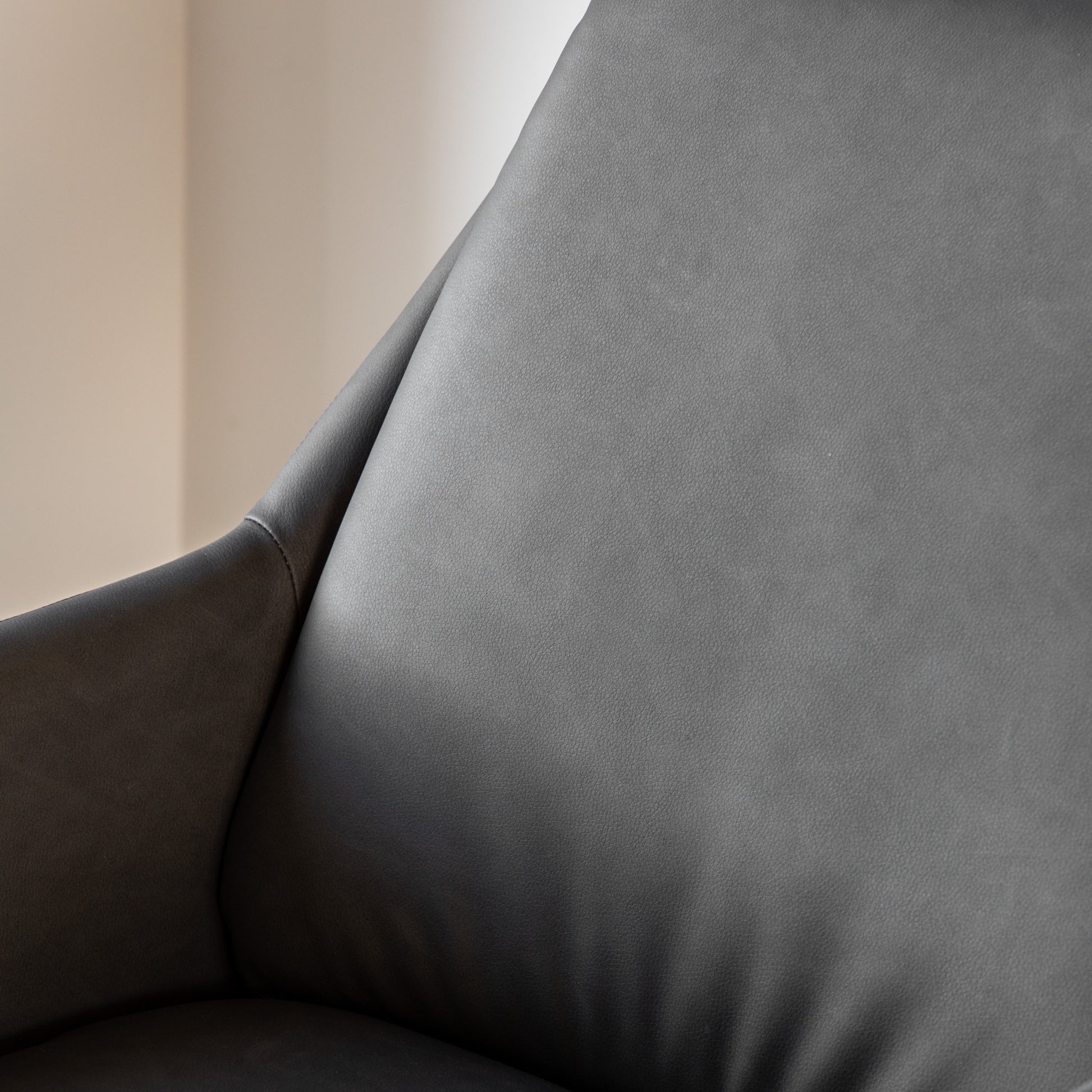 #Colour:Charcoal