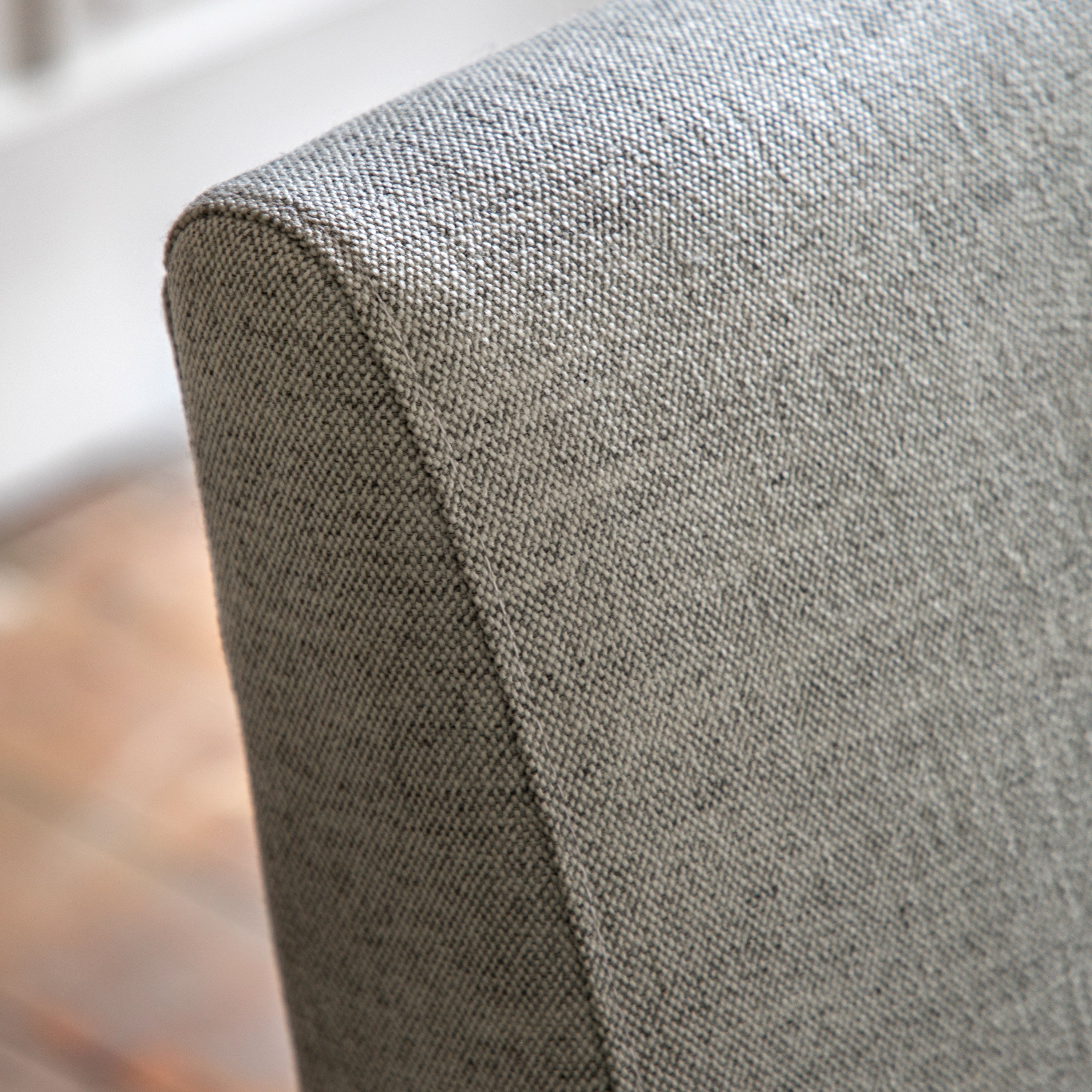#Colour:Light Grey