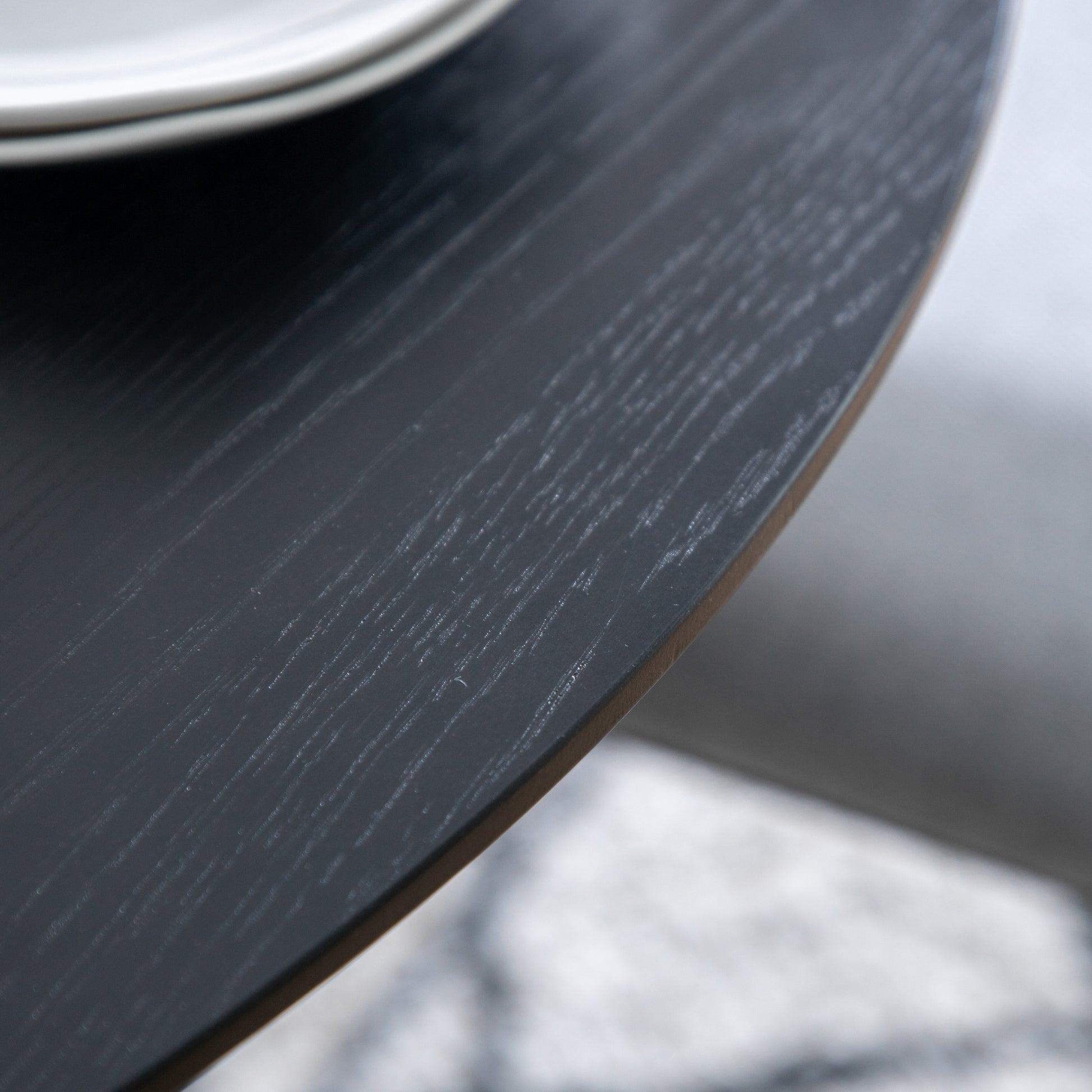 #Colour:Black
