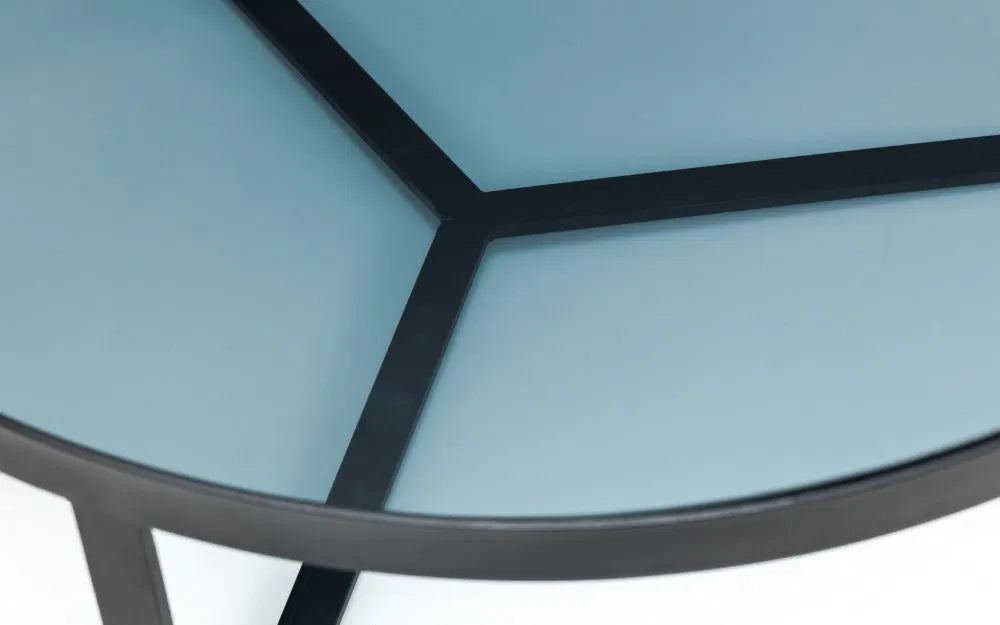 #Colour:Smoked Glass