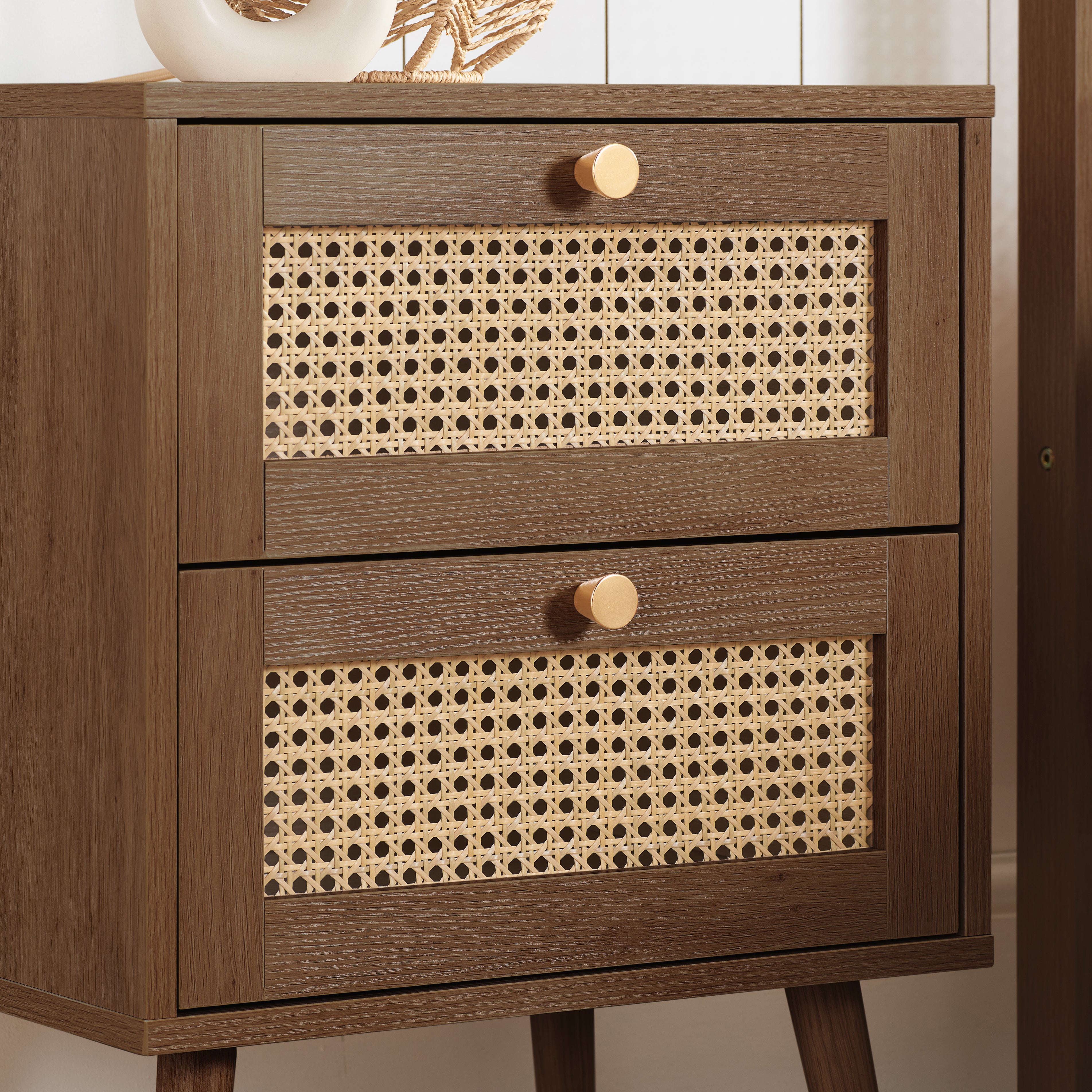 #Colour:Walnut Size:2 Drawer