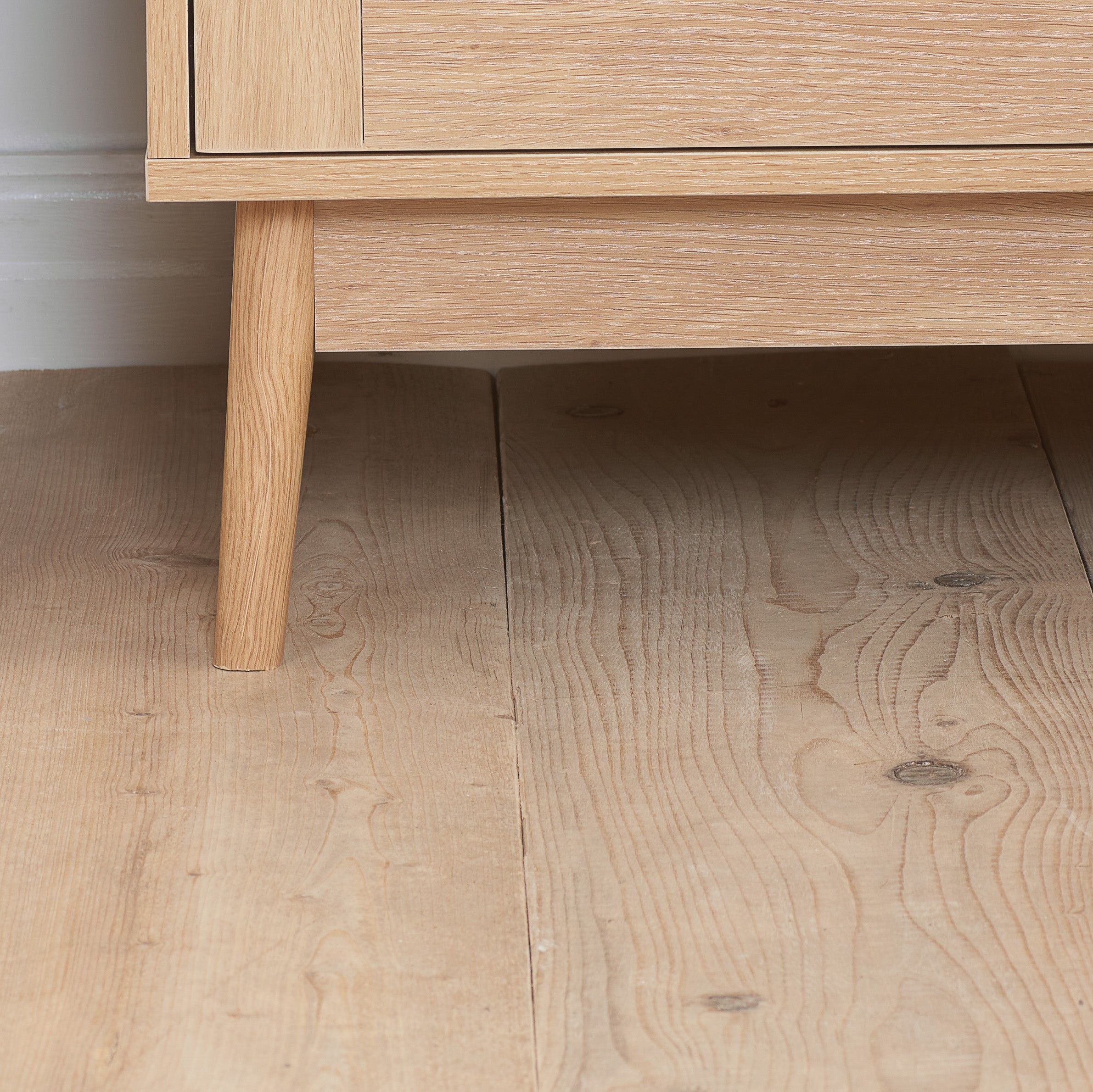 #Colour:Oak