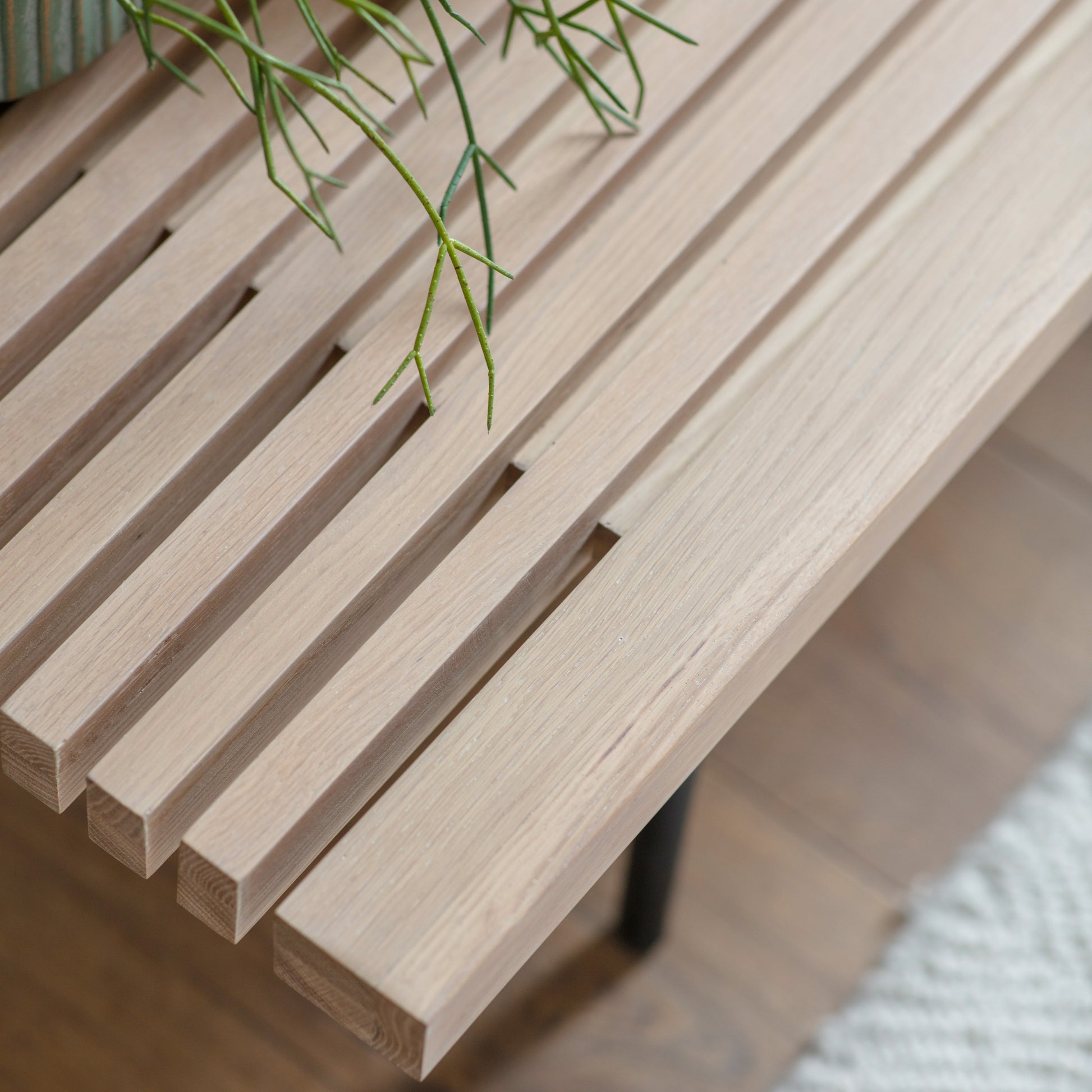 #Colour:Oak