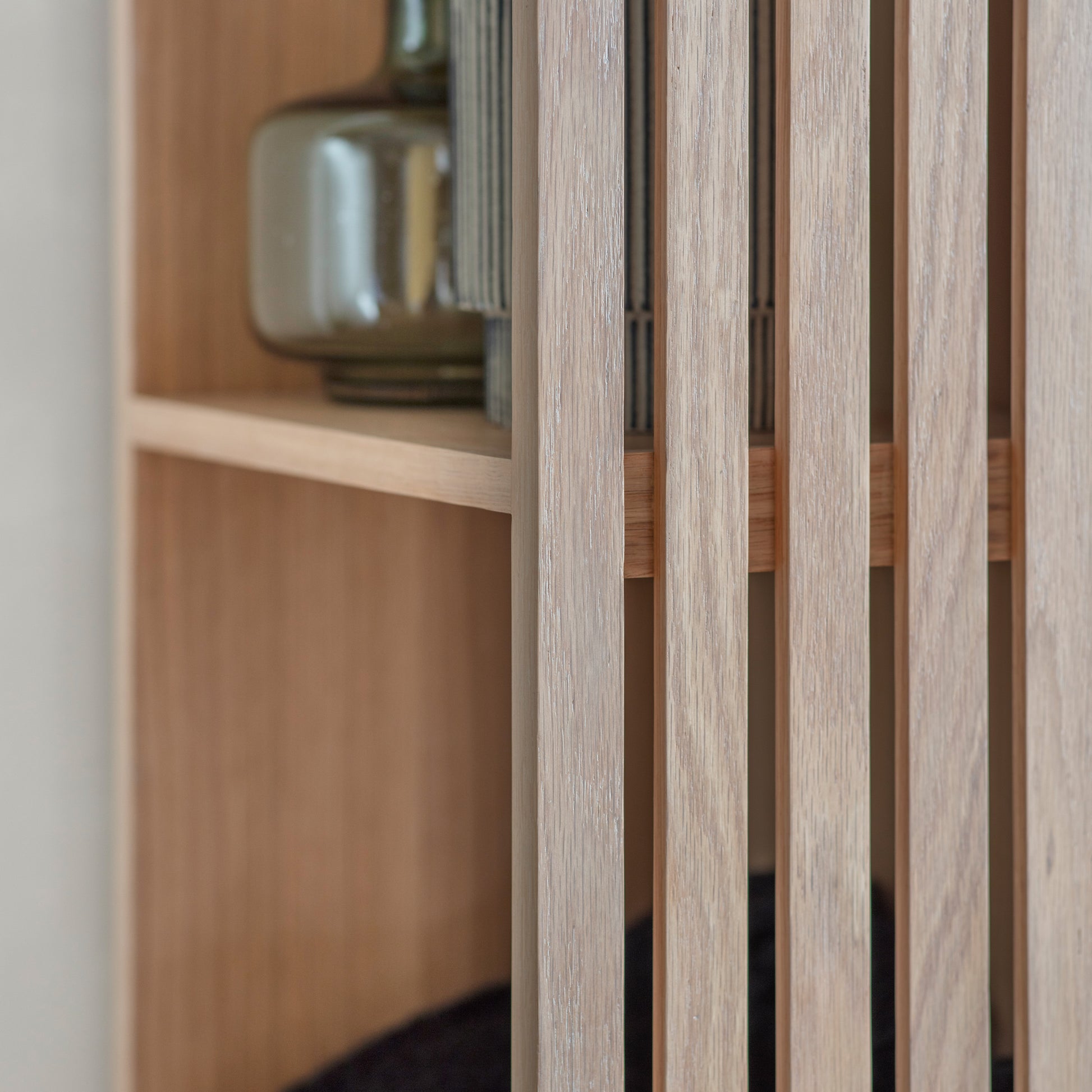 #Colour:Oak