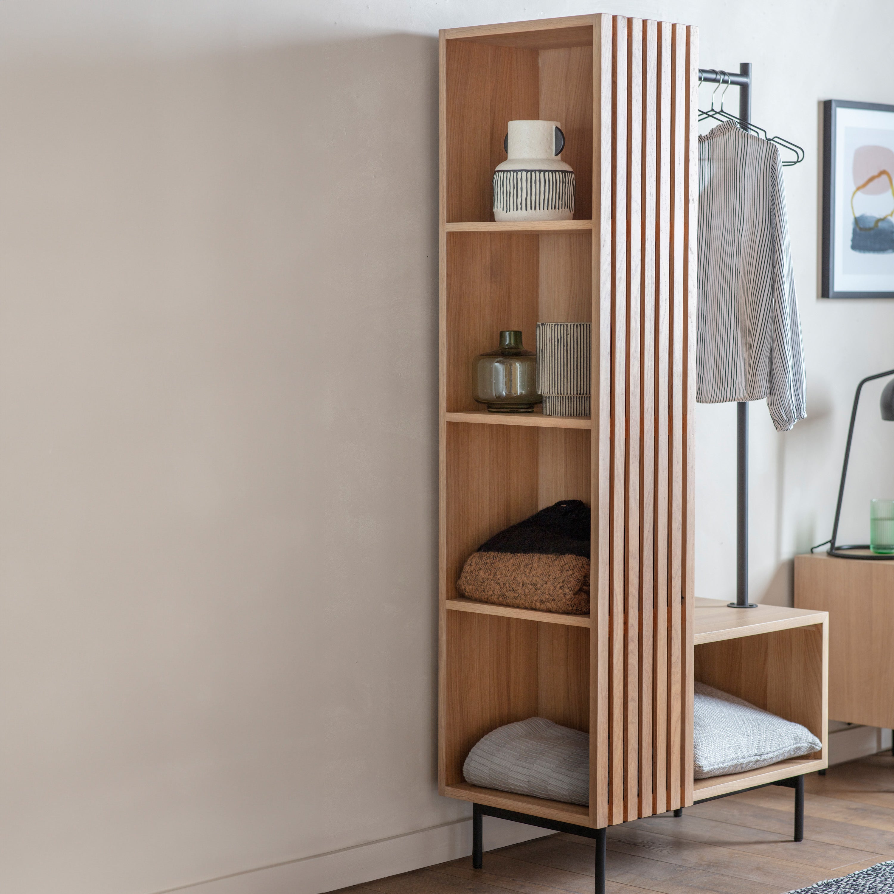 #Colour:Oak