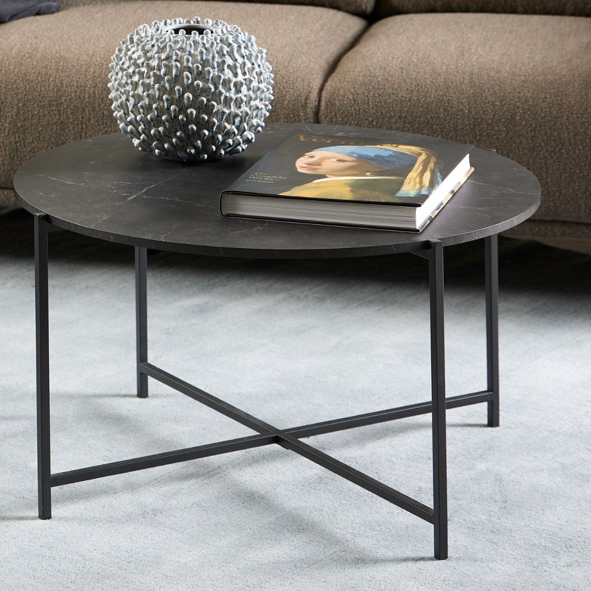 #Colour:Black Marble