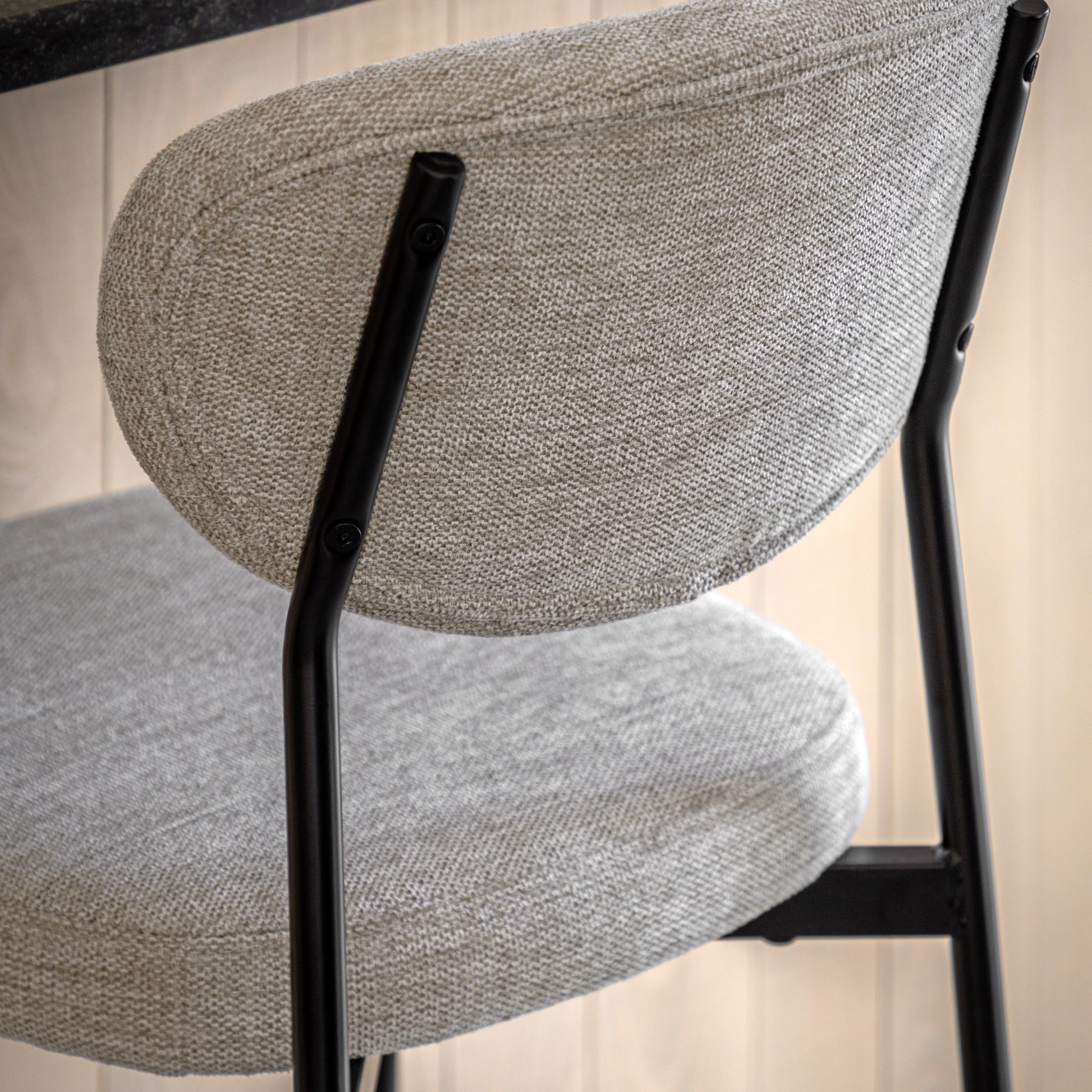 #Colour:Light Grey