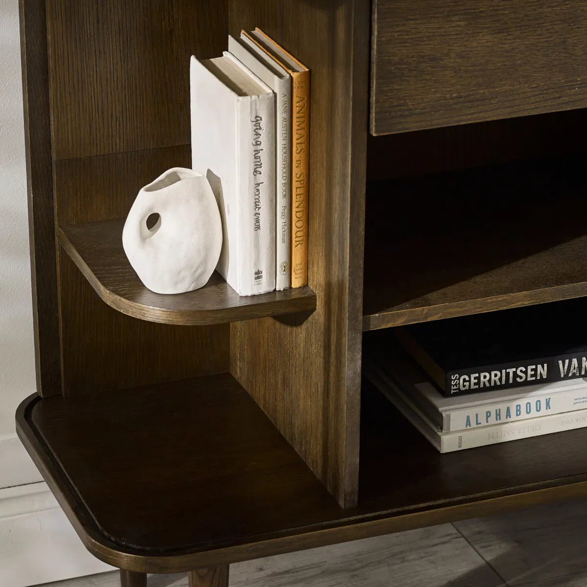 #Colour:Dark Oak