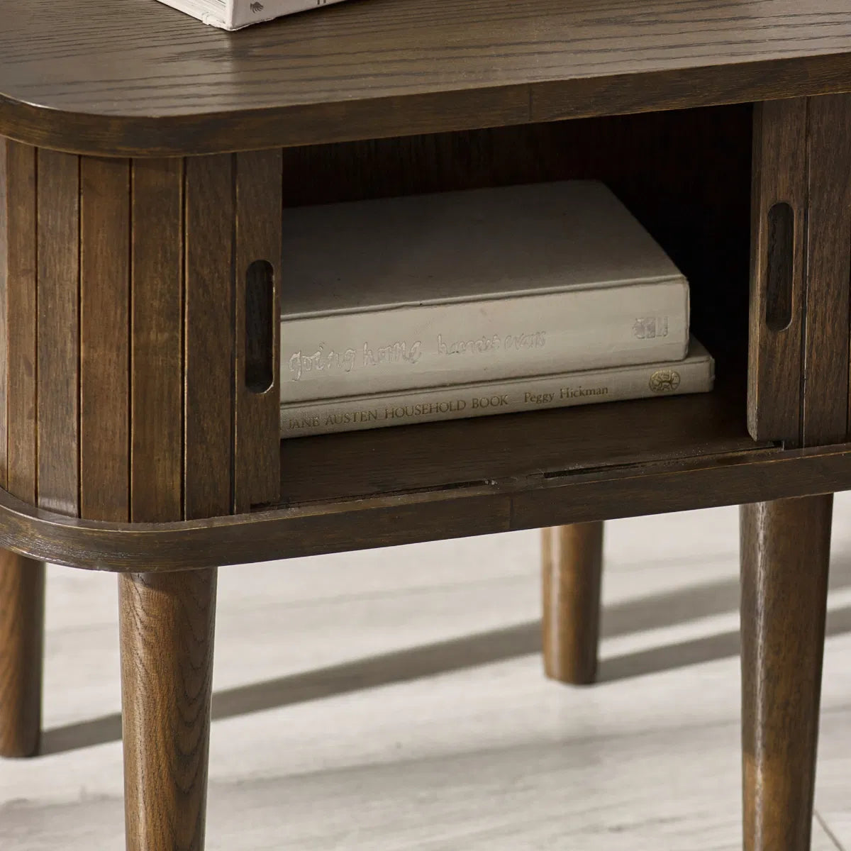 #Colour:Dark Oak