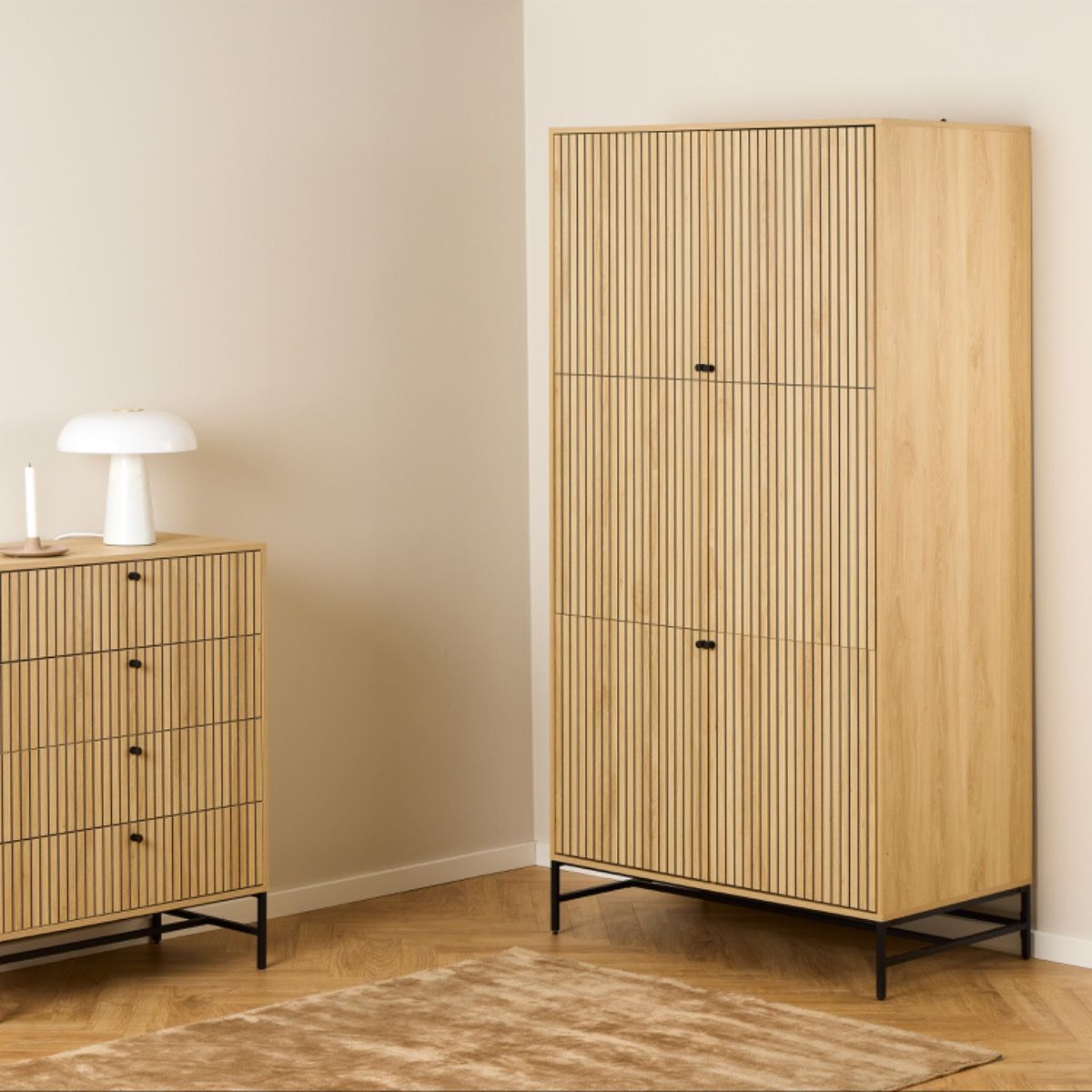 #Colour:Oak Size:4 Door