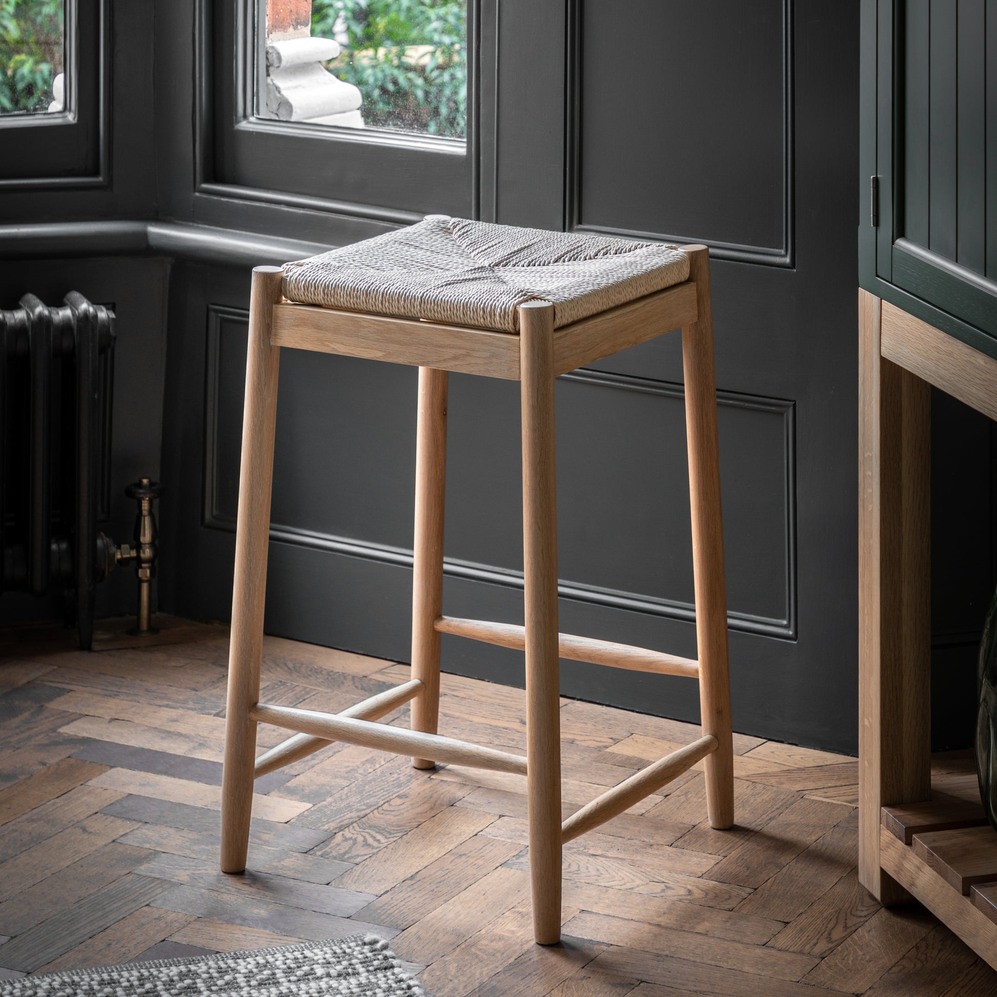 #Colour:Oak