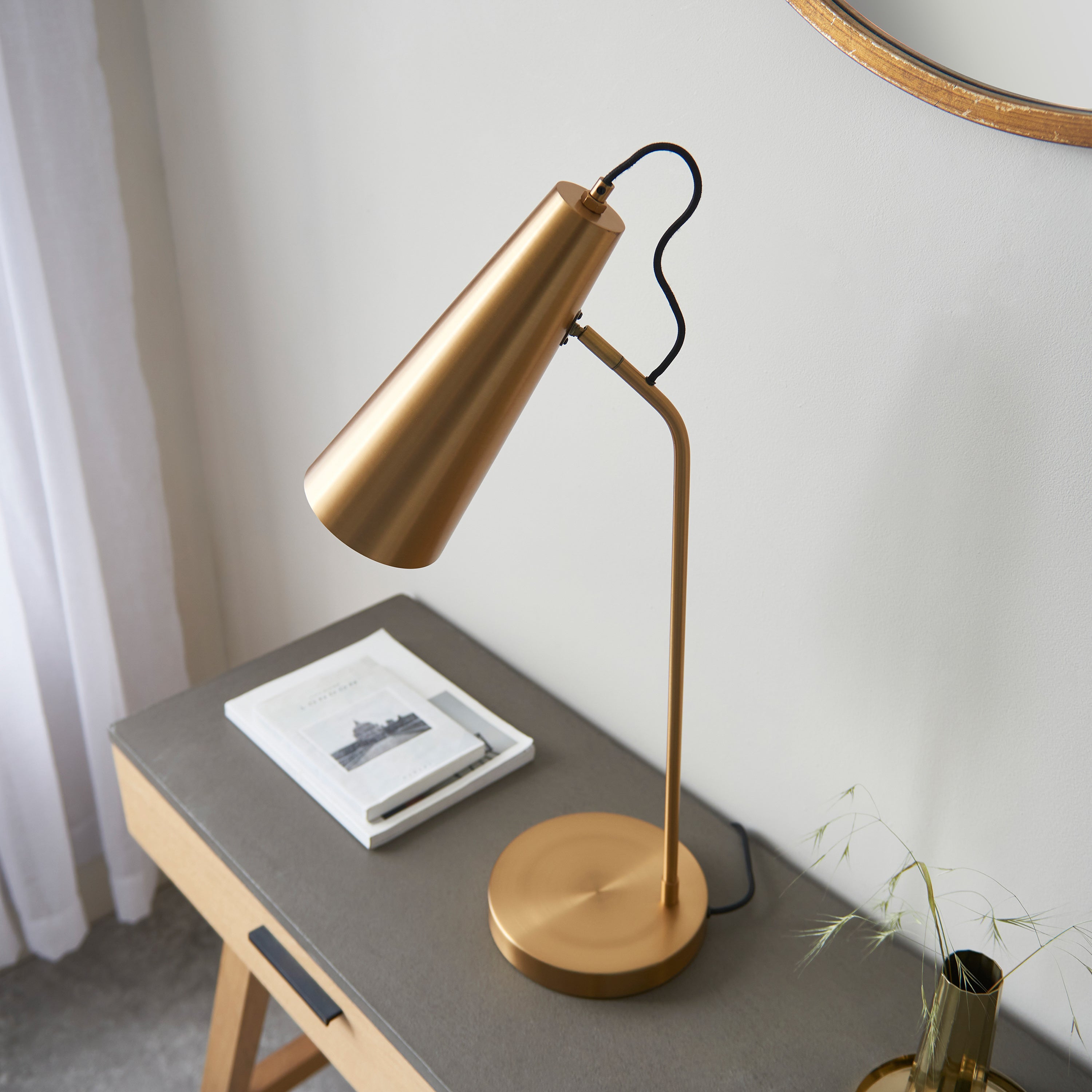 #Colour:Brass