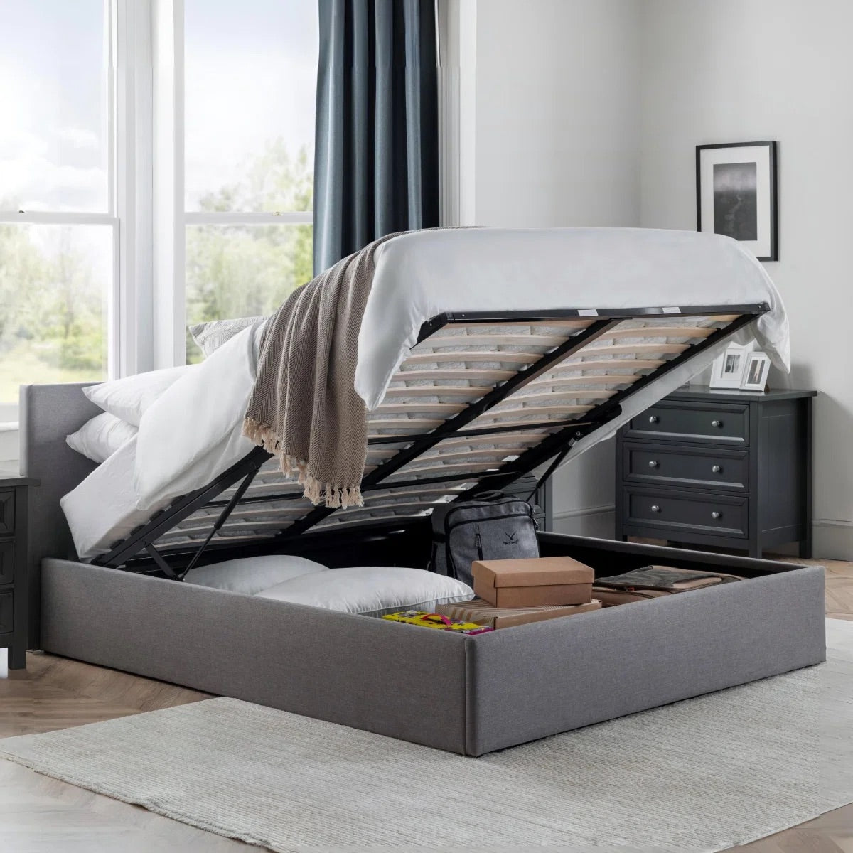 #Colour: Grey Size: King
