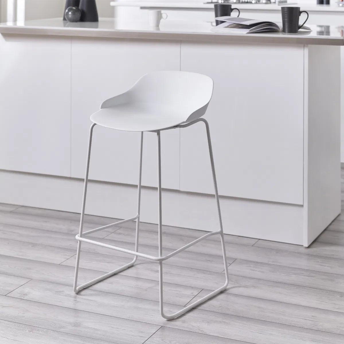 #Colour:White