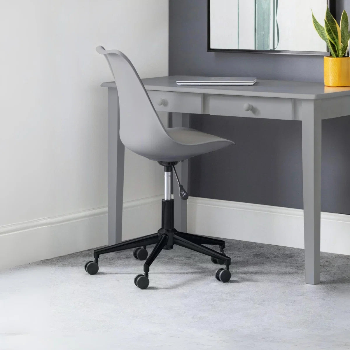 #Colour:Grey
