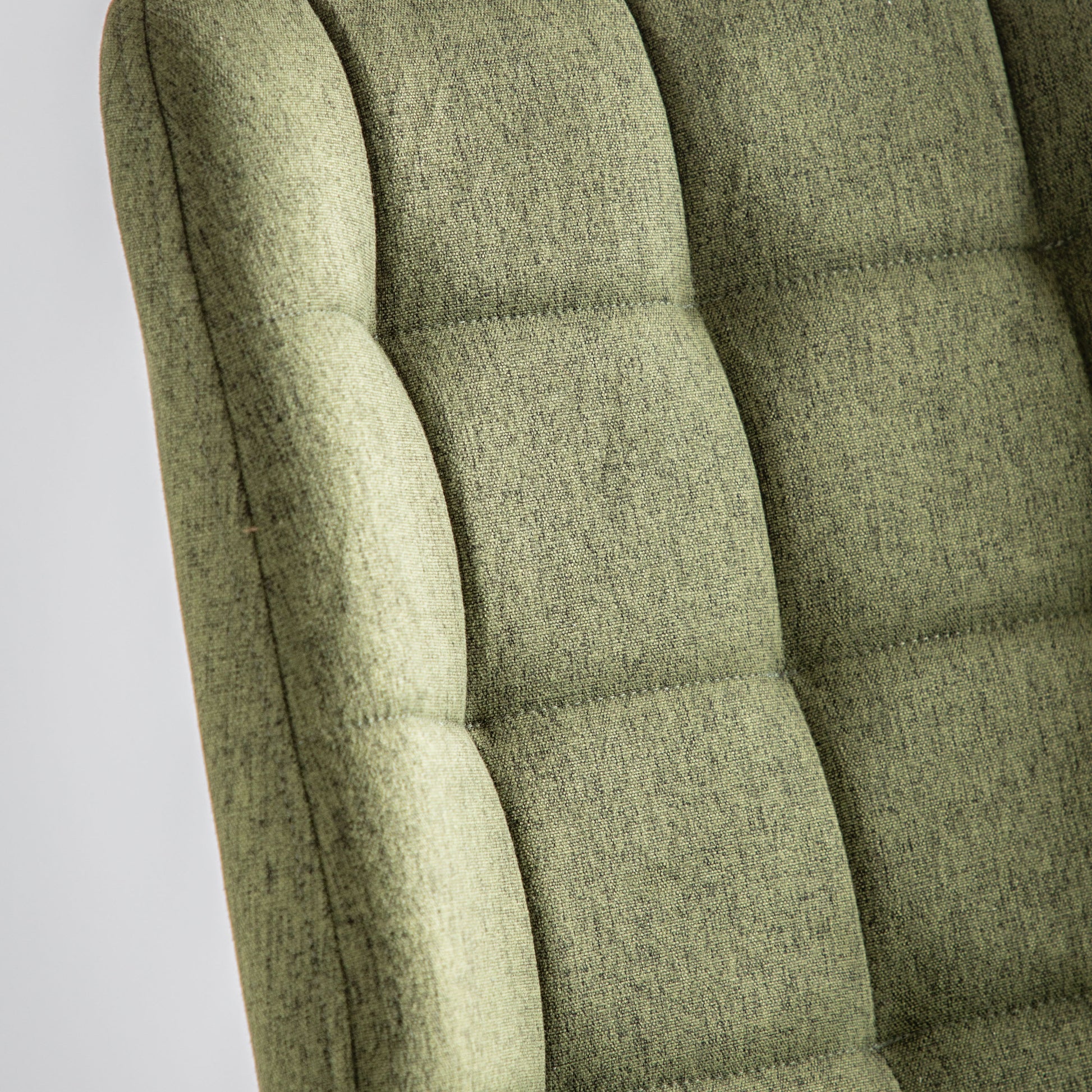 #Colour:Green