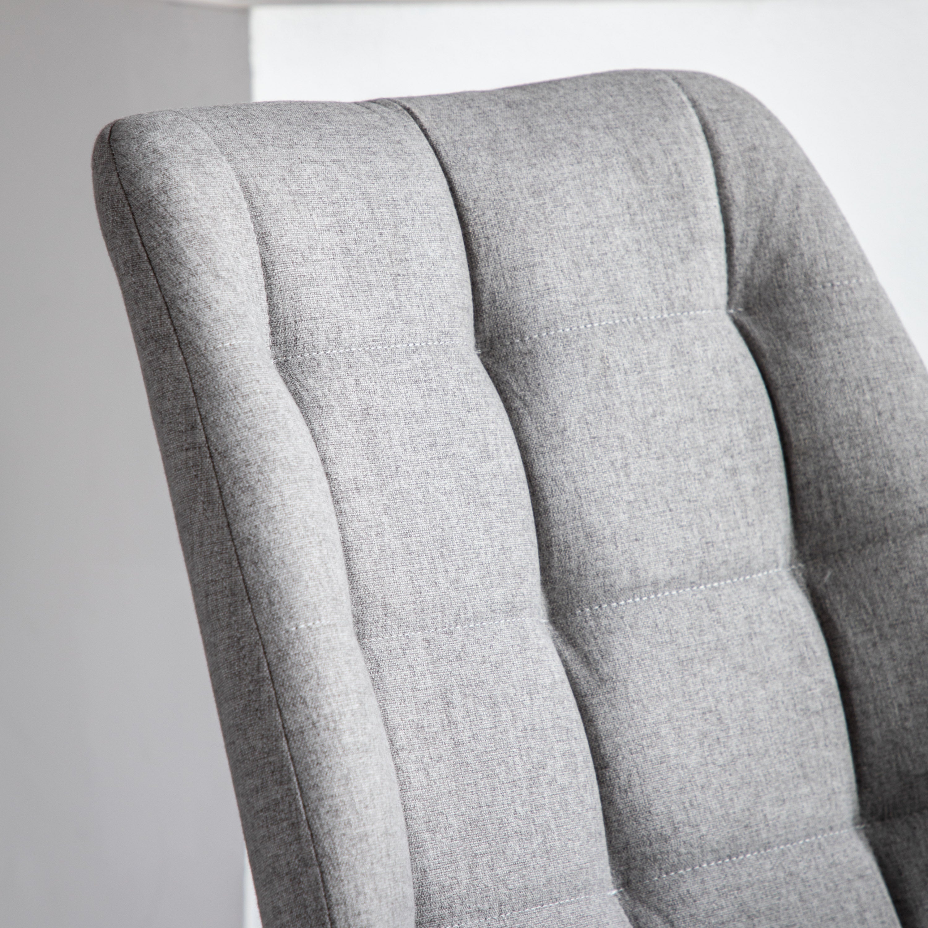 #Colour:Light Grey