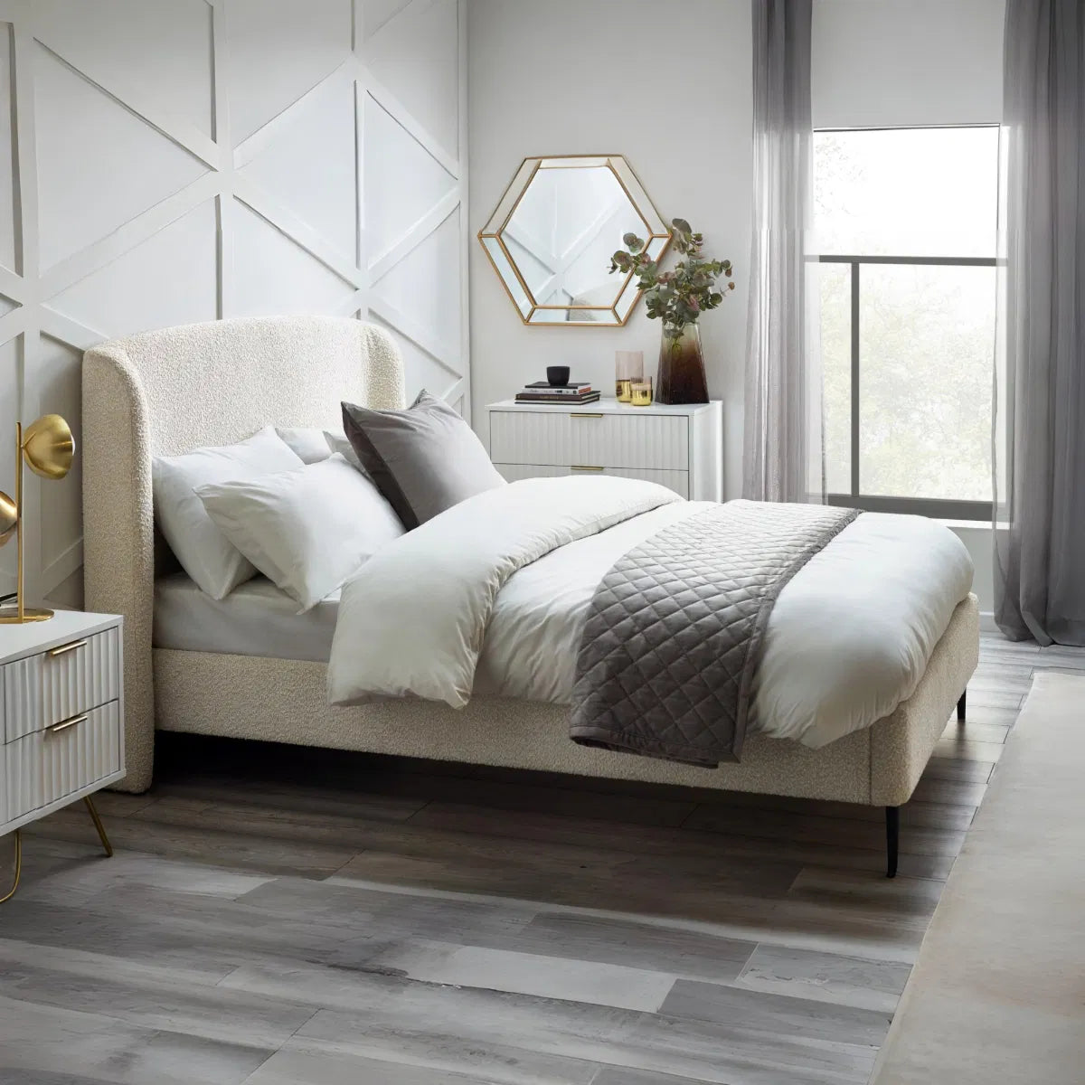 #Colour:Ivory