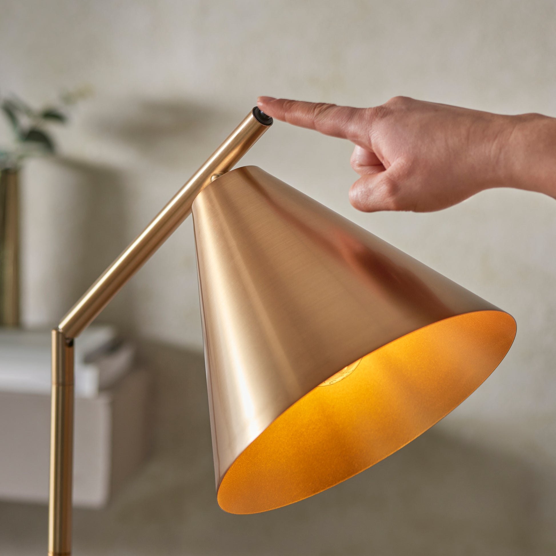#Colour:Brass