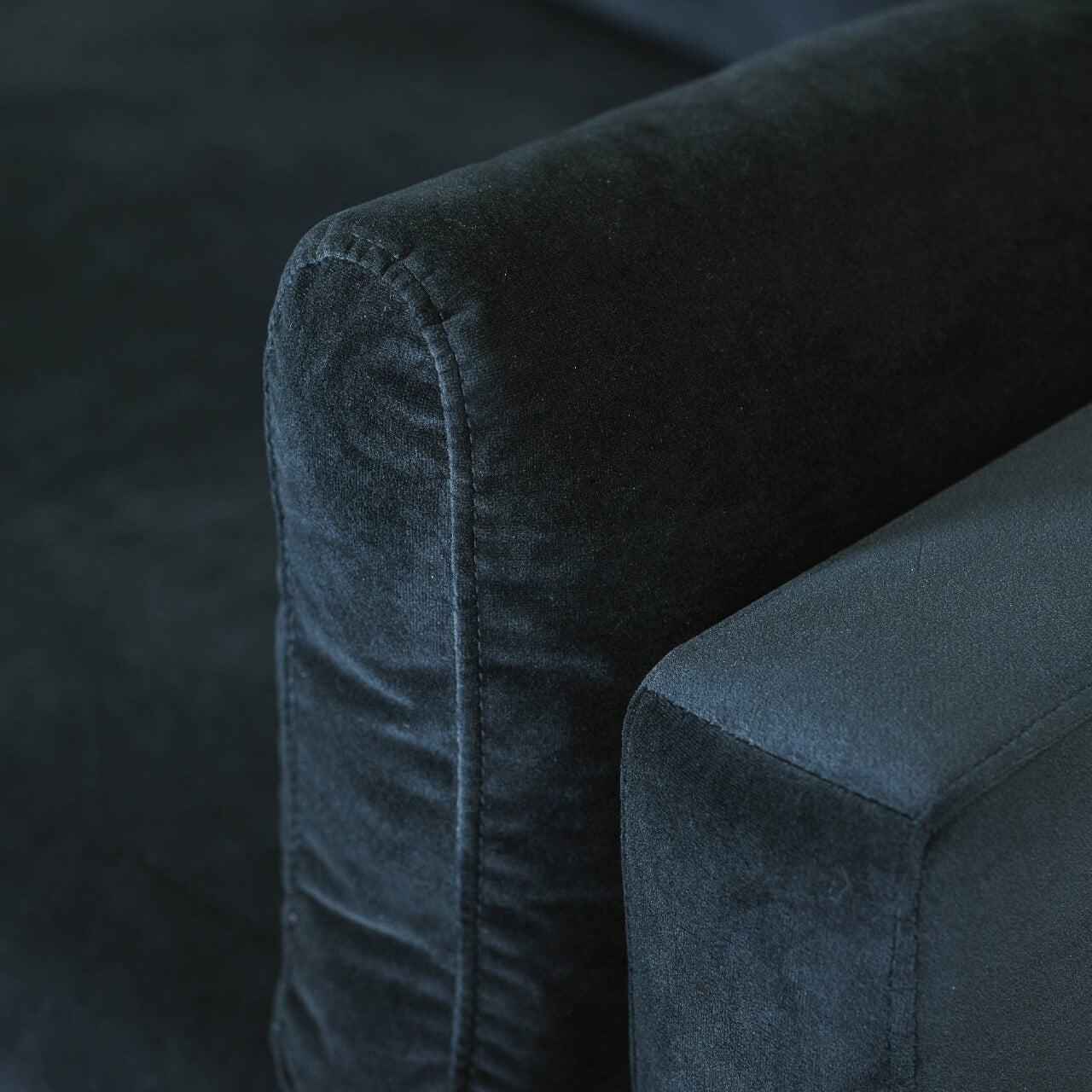 #Colour:Navy