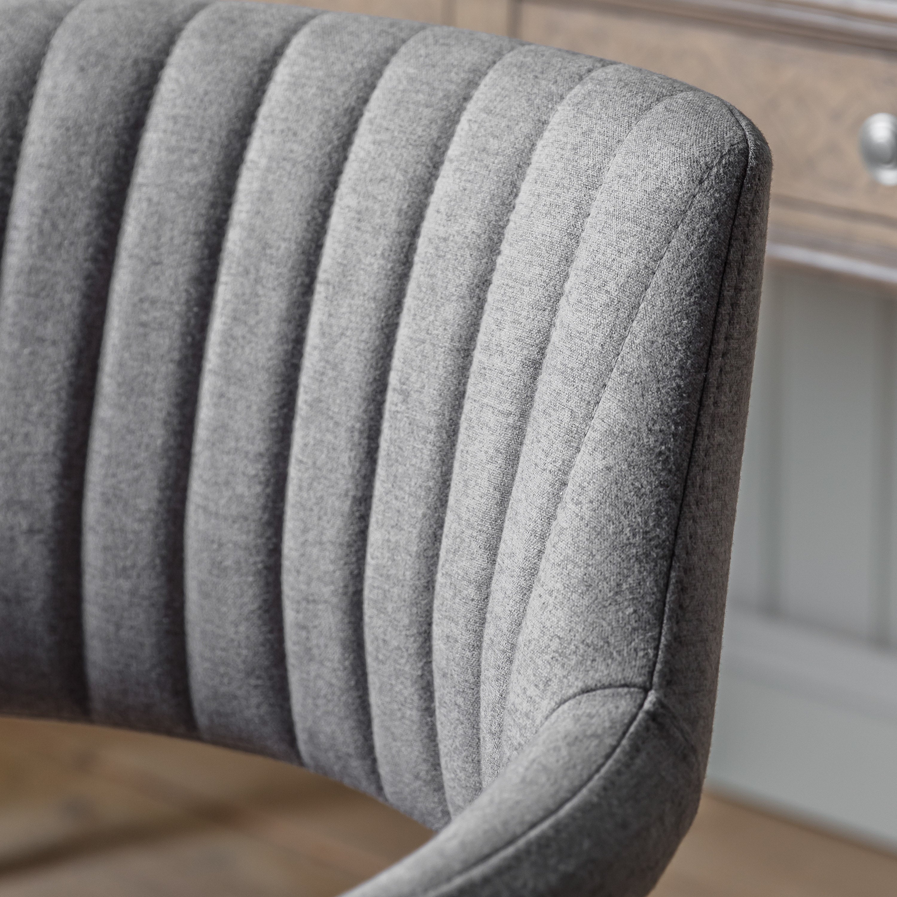 #Colour:Grey