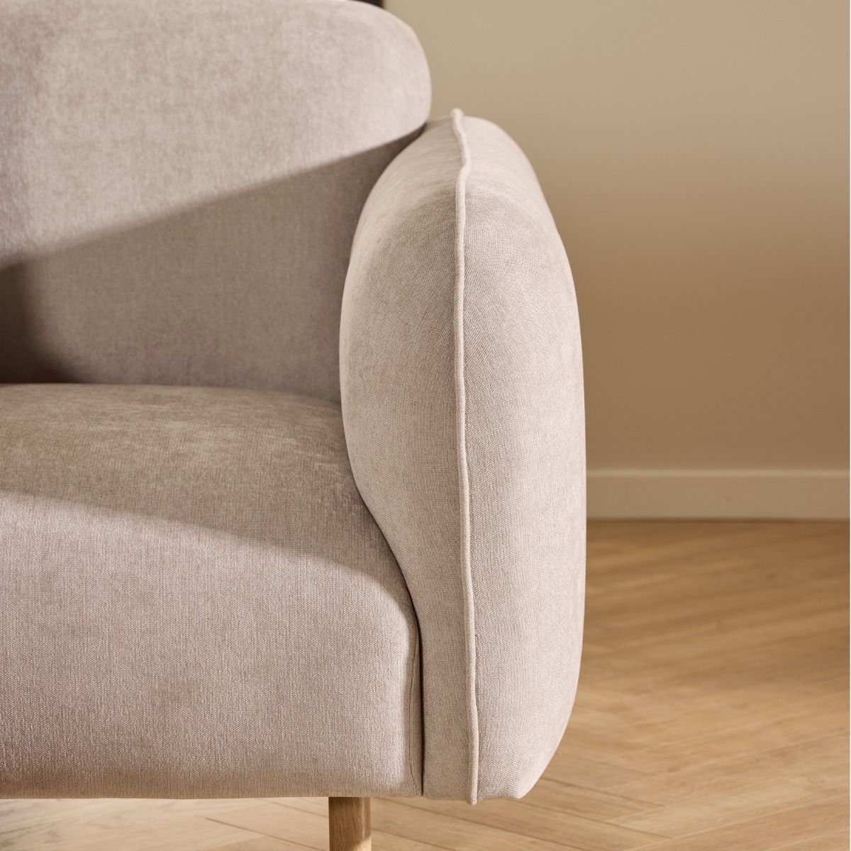#Colour:Beige