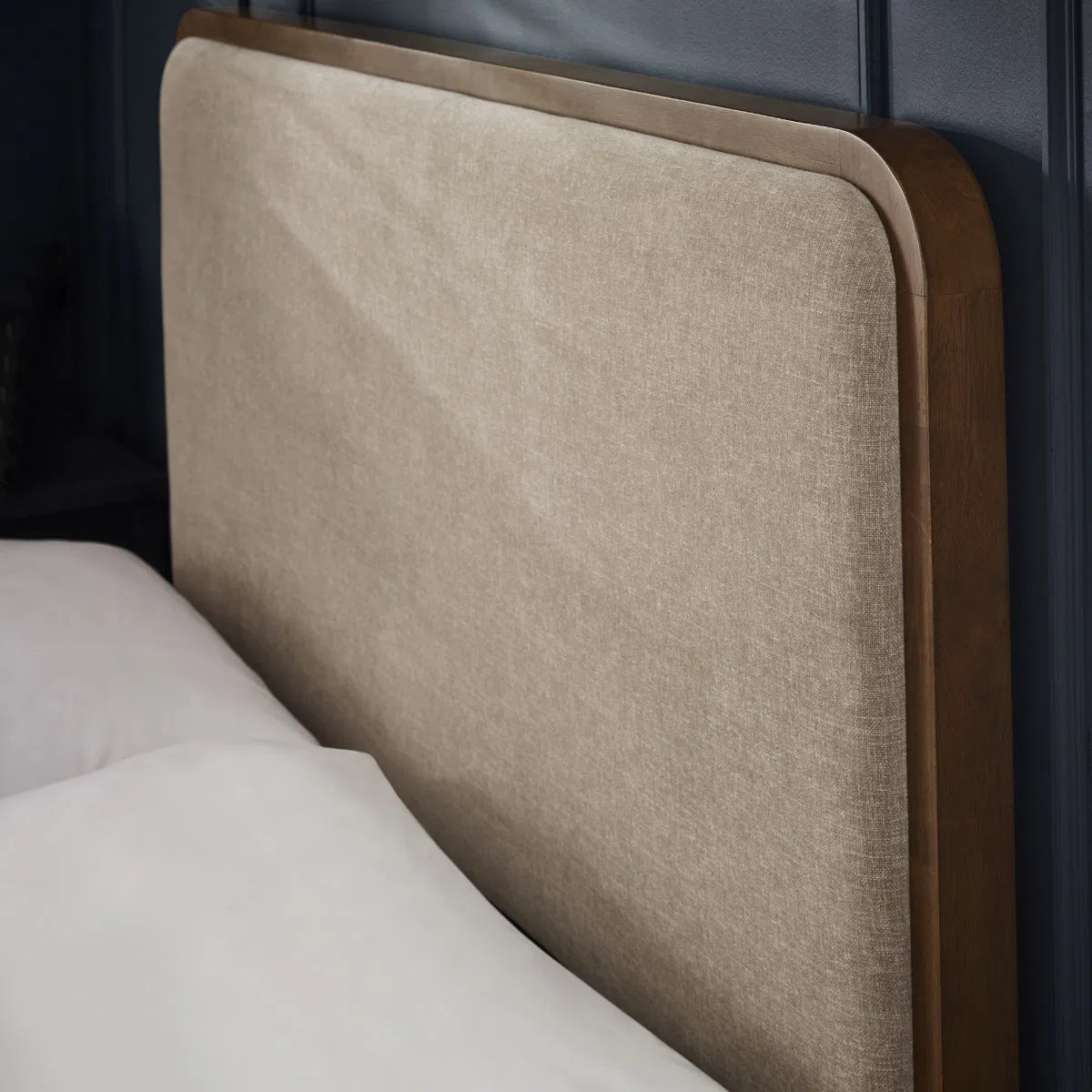 #Colour:Walnut